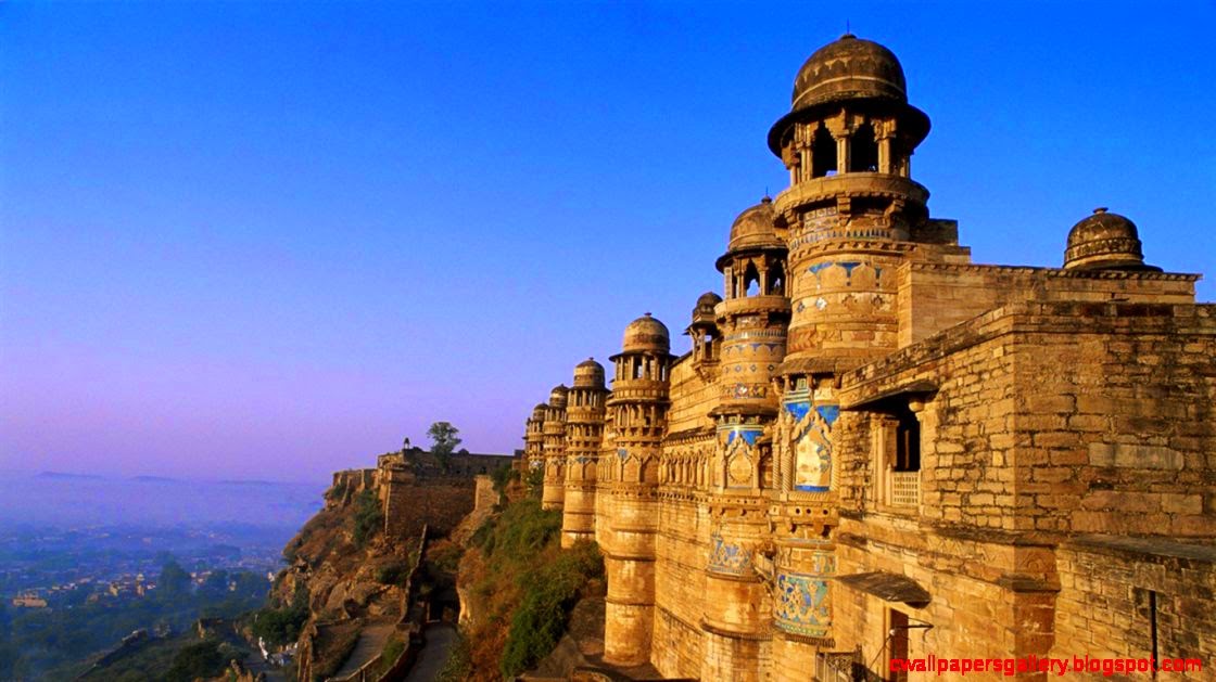 gwalior fort wallpaper gallery,landmark,historic site,sky,fortification,archaeological site