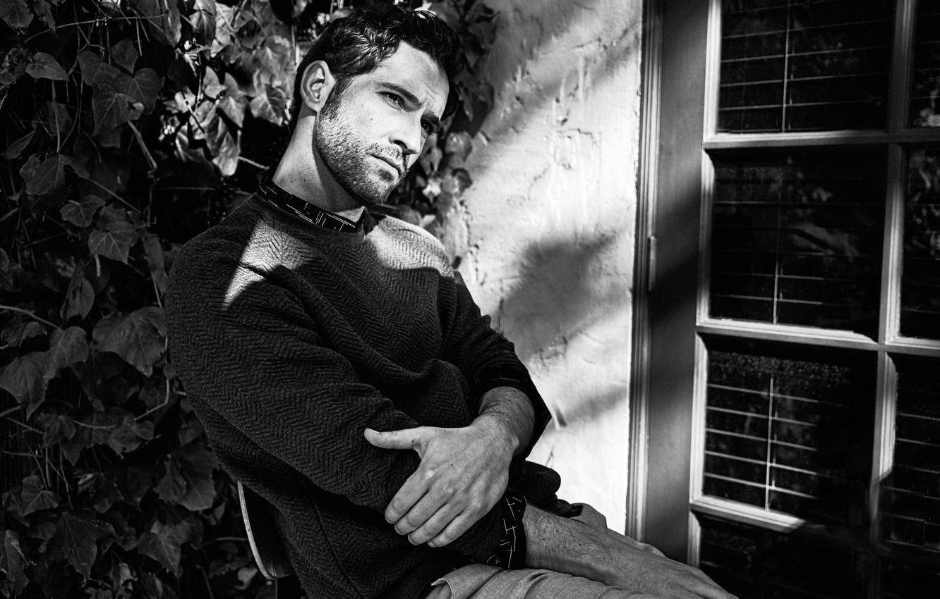 tom ellis wallpaper,schwarz und weiß,einfarbig,monochrome fotografie,bart,fotografie