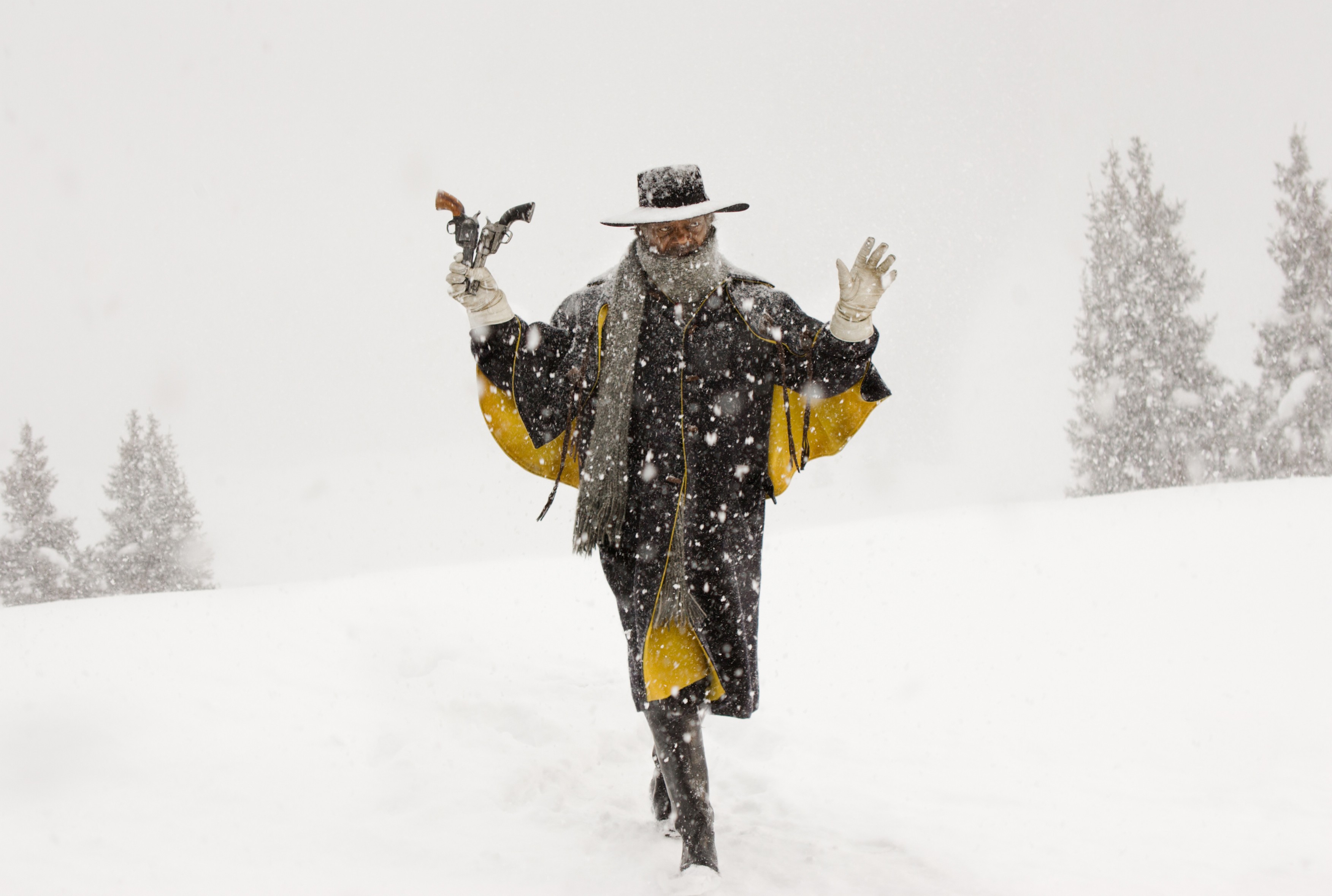 die hasserfüllten acht tapeten,schnee,winter,oberbekleidung,einfrieren,im schnee spielen