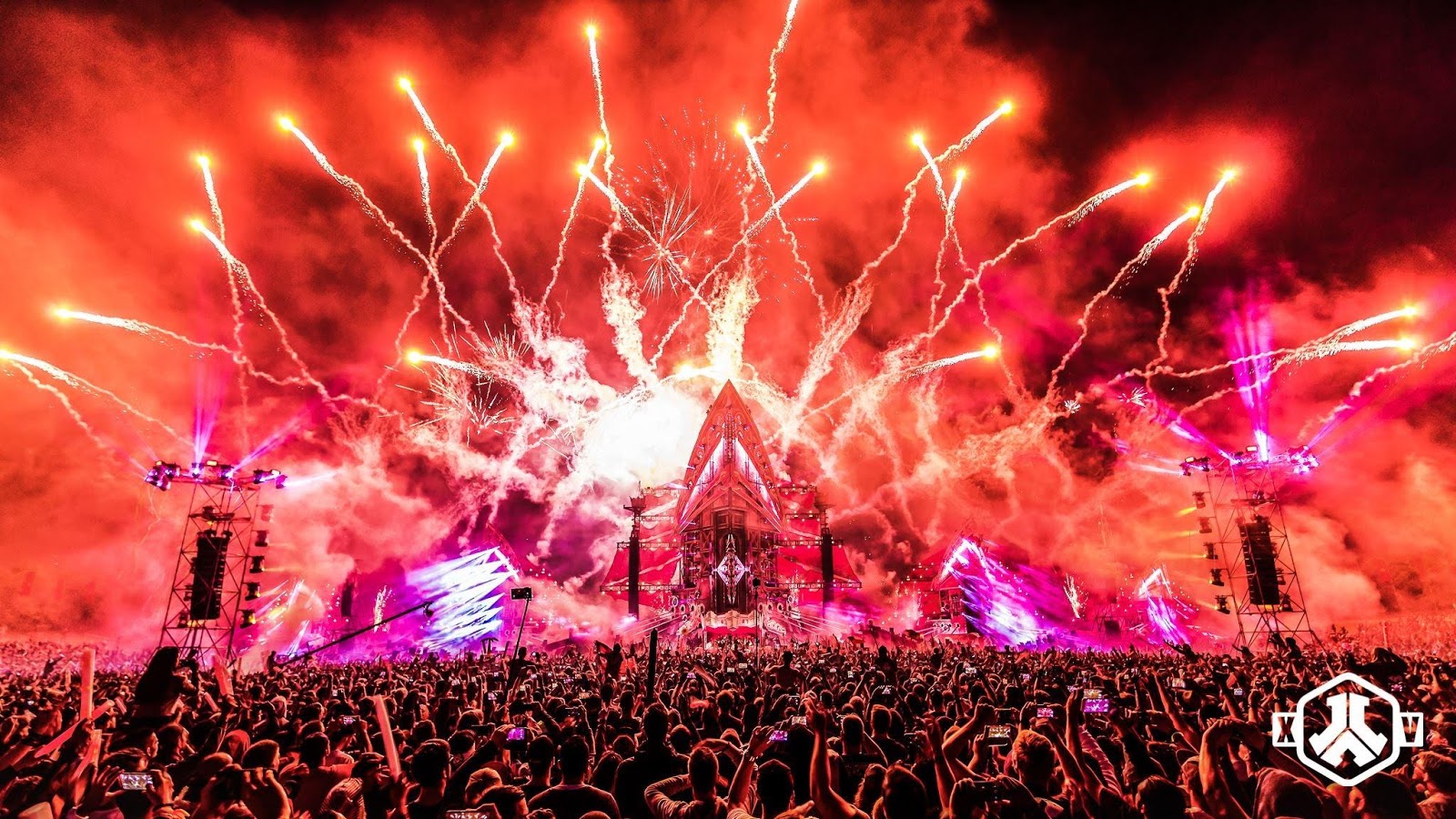 fond d'écran defqon 1,produit,lumière,foule,feux d'artifice,un événement