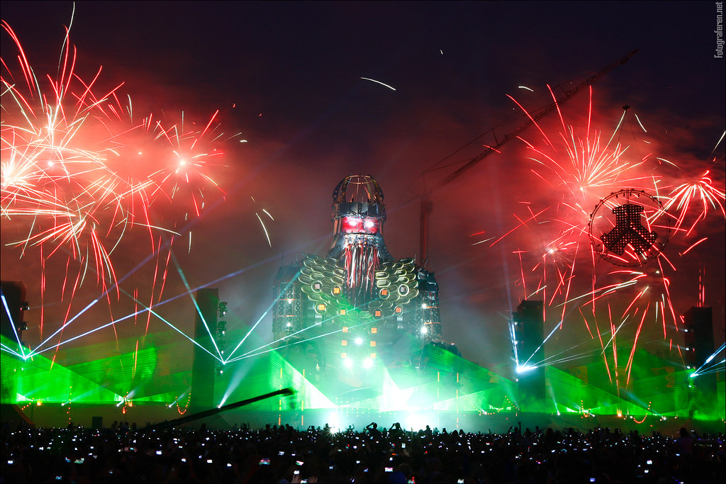 fond d'écran defqon 1,feux d'artifice,un événement,lumière,le jour de l'an,vacances