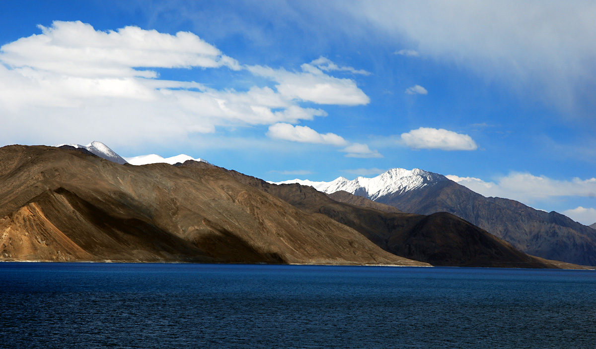 ladakh fond d'écran hd,montagne,ciel,la nature,chaîne de montagnes,bleu