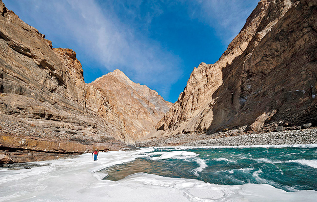 ladakh wallpaper hd,body of water,mountainous landforms,wadi,natural landscape,mountain