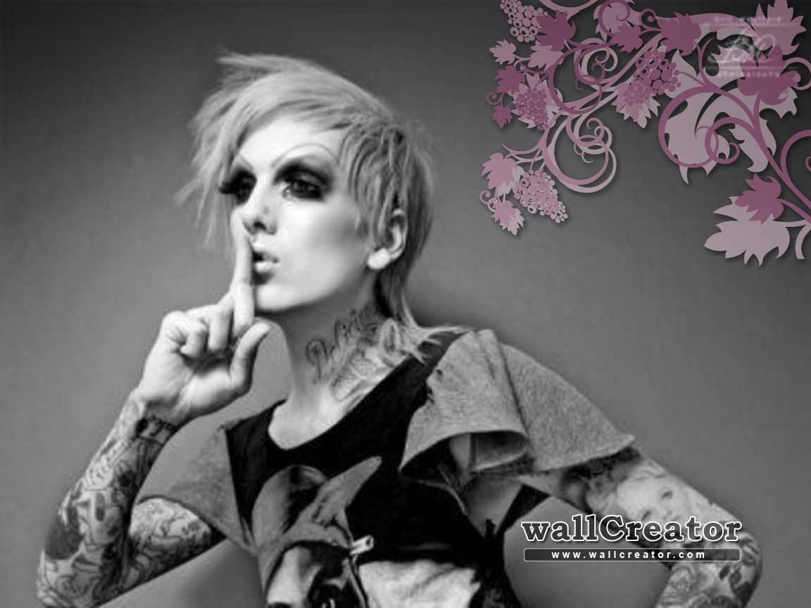 jeffree star wallpaper,hair,black and white,beauty,hairstyle,monochrome photography