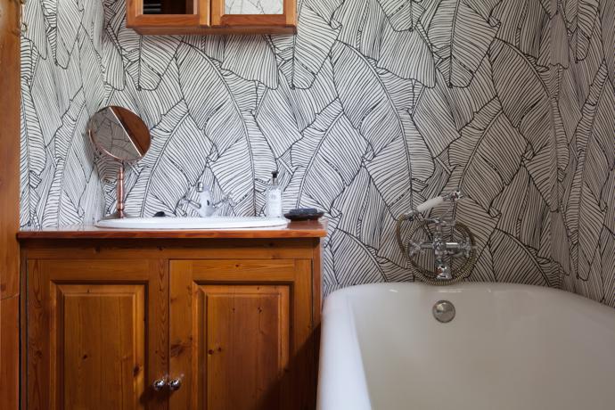 hertex wallpaper,room,property,wall,tile,bathroom
