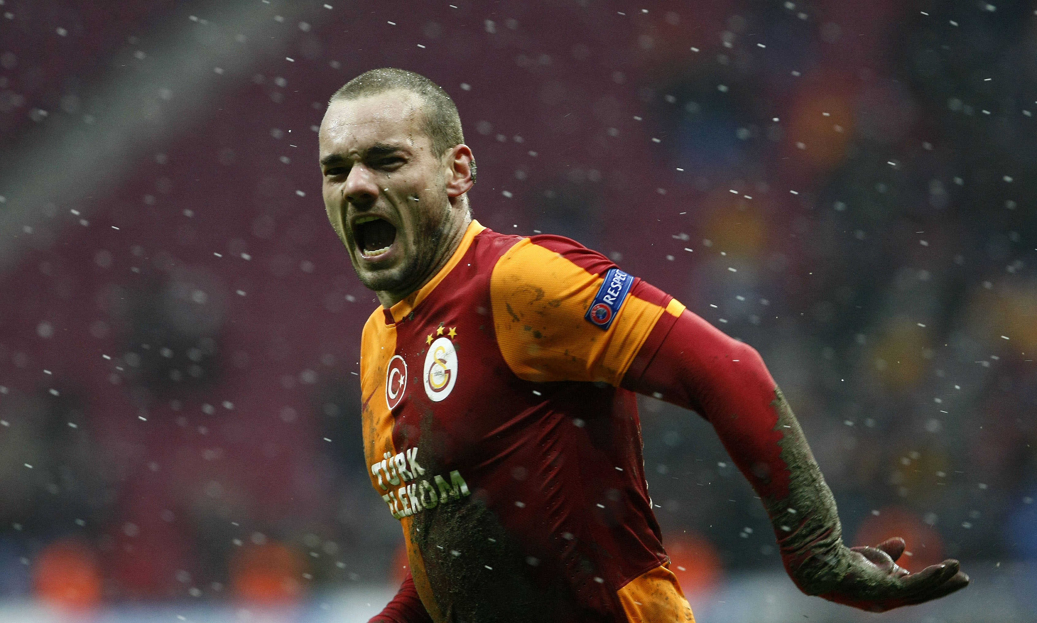 fond d'écran sneijder,joueur de football,joueur,joueur de football,football,équipement sportif