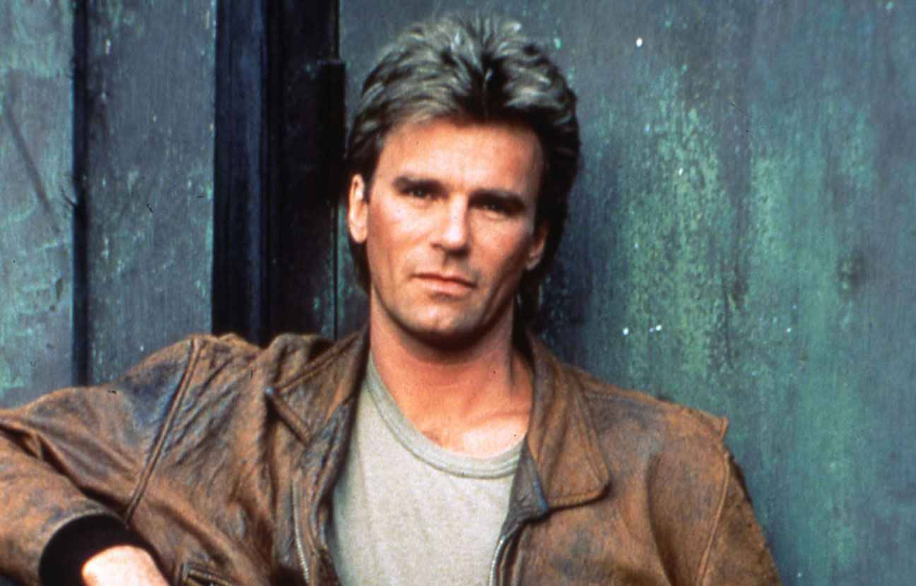 macgyver wallpaper,human,cool,jaw,fictional character,black hair