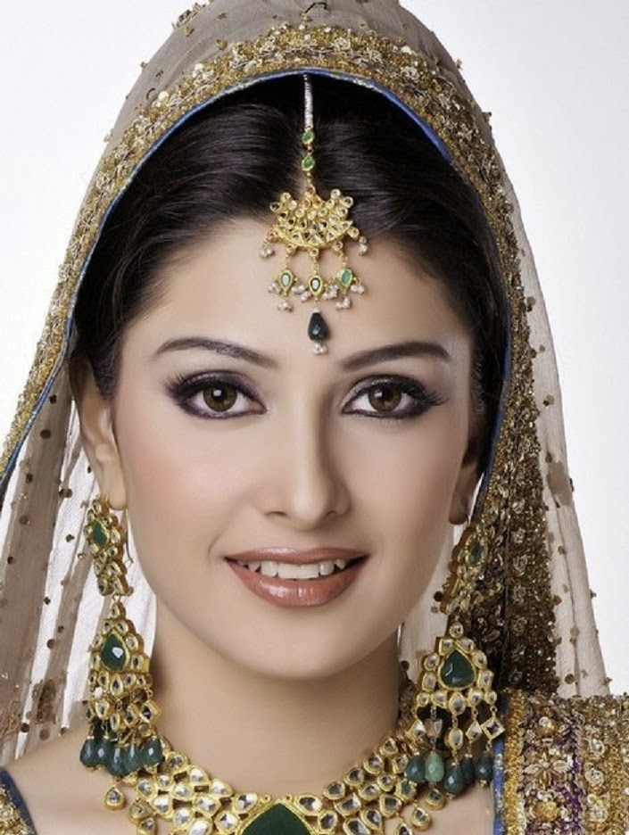 pakistani actress wallpaper,forehead,headpiece,jewellery,fashion