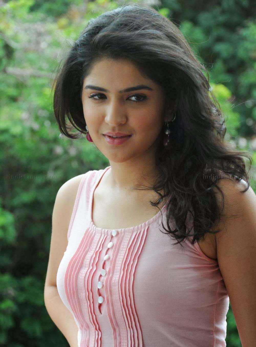 deeksha seth wallpaper,hair,photograph,photo shoot,beauty,hairstyle