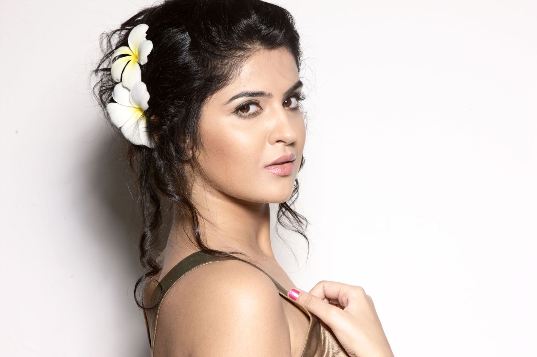 deeksha seth wallpaper,hair,face,hairstyle,skin,beauty