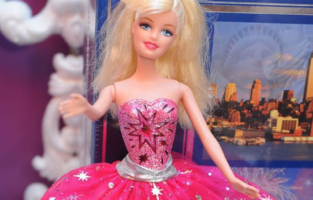 doll wallpaper,doll,barbie,toy,pink,dress