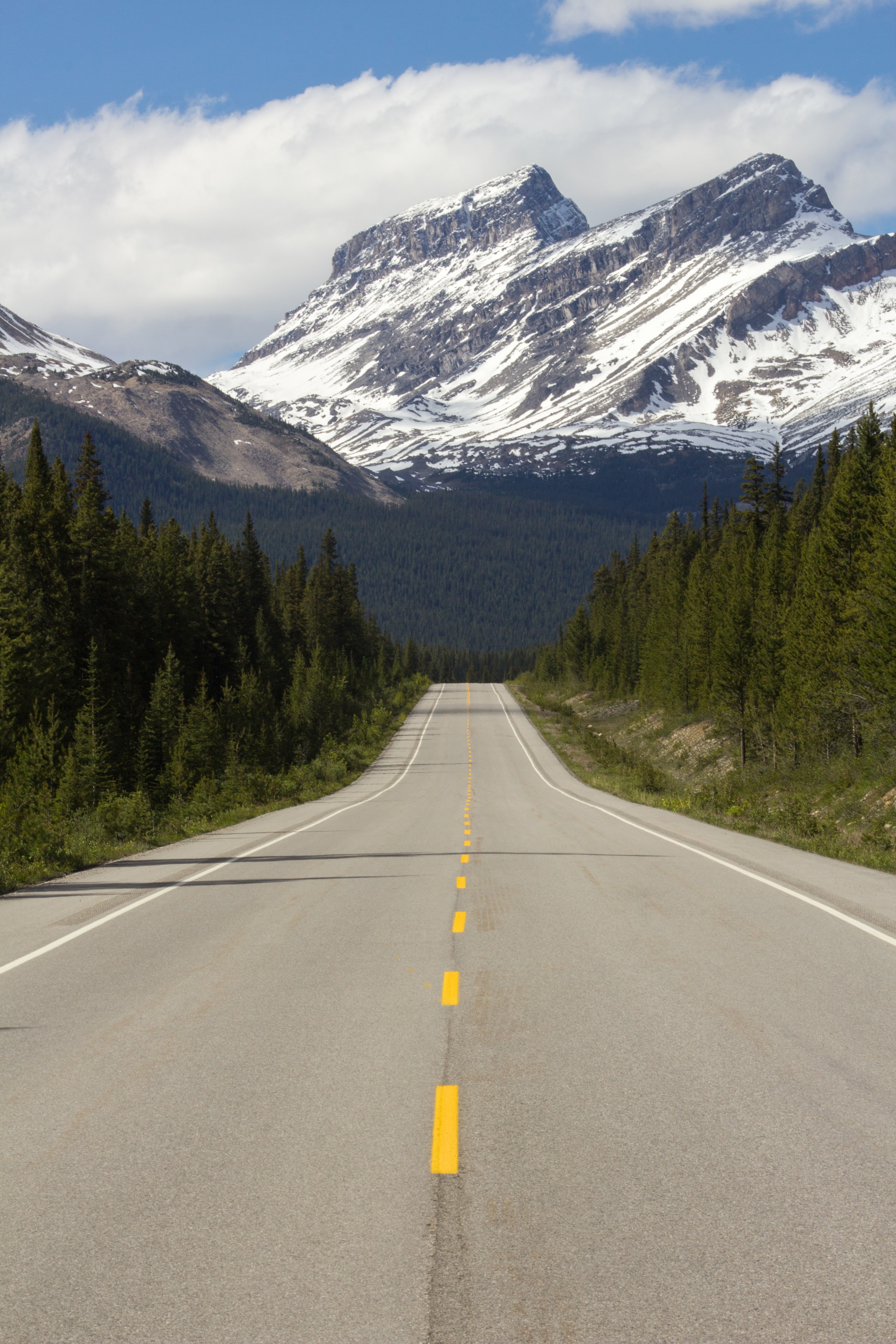 papier peint route,route,montagne,asphalte,chaîne de montagnes,autoroute