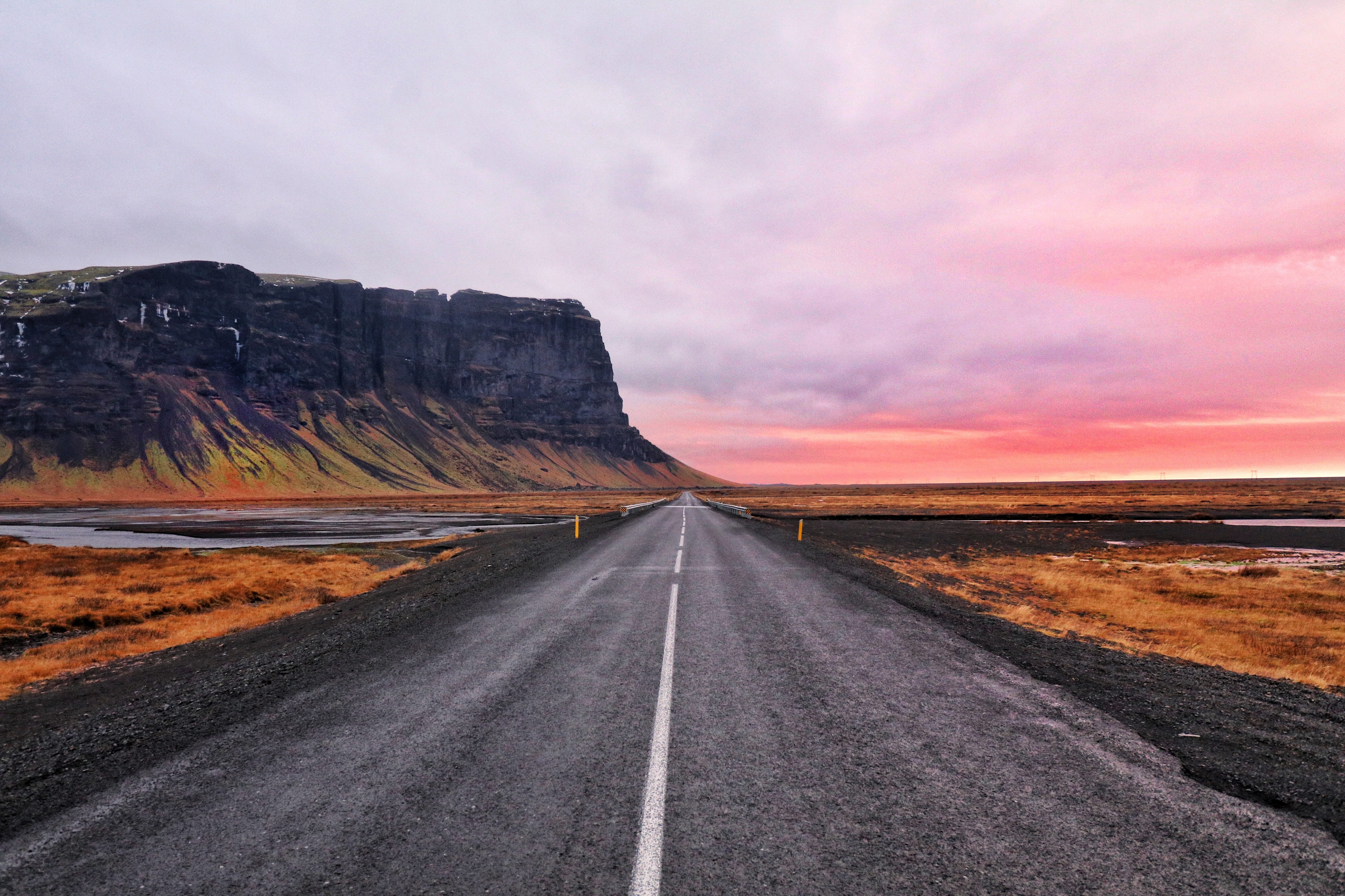 papier peint route,route,ciel,badlands,paysage naturel,asphalte