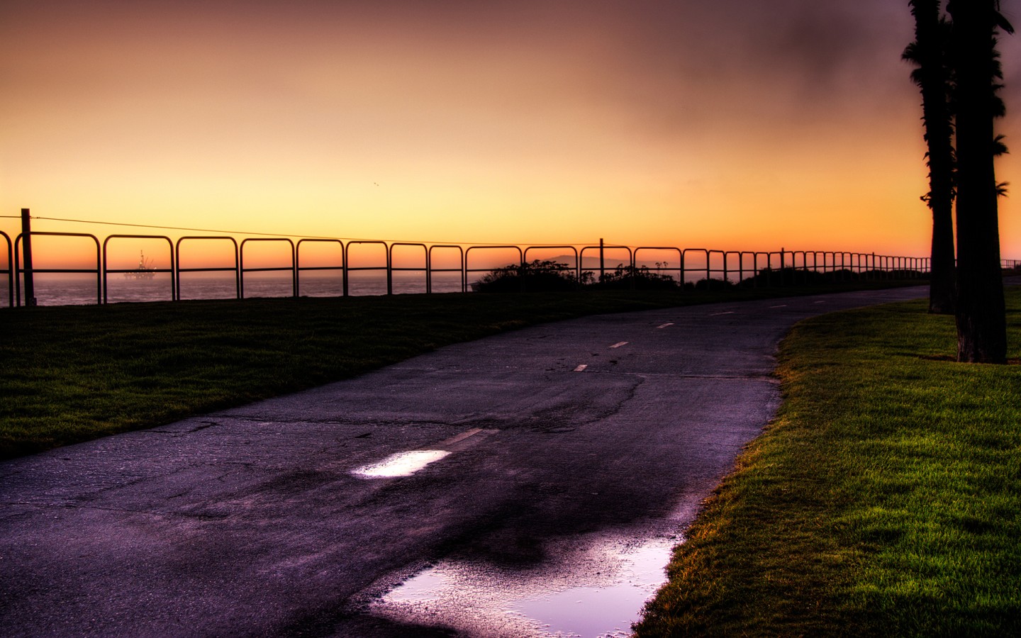 stimmung wallpaper,himmel,natürliche landschaft,wasser,horizont,sonnenuntergang