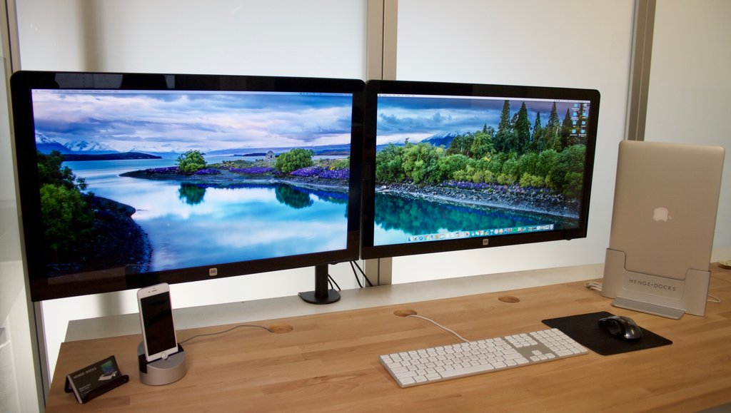 dual screen wallpaper,computer monitor,display device,desktop computer,technology,electronic device
