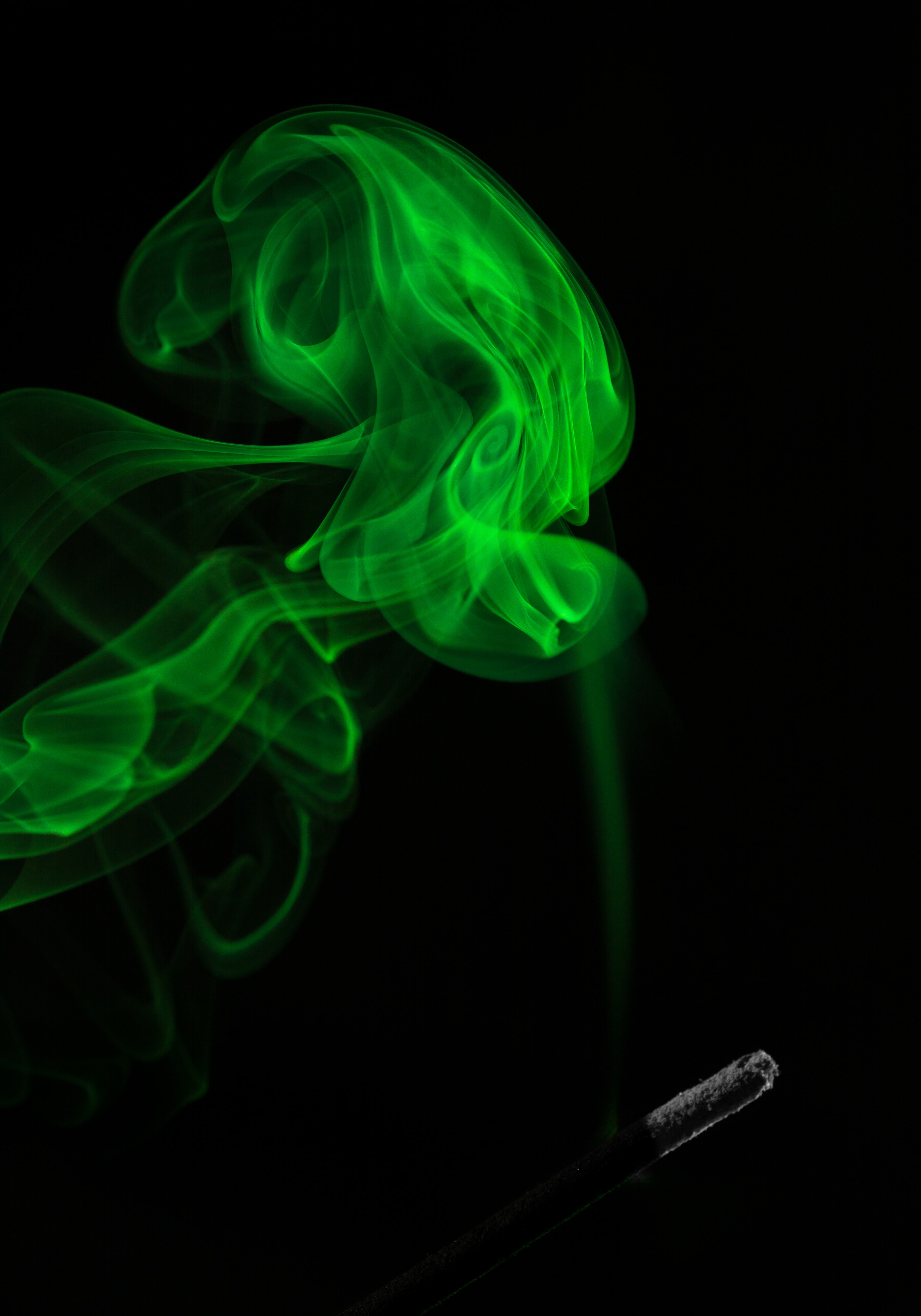 smoke wallpaper,green,smoke,light,organism,visual effect lighting