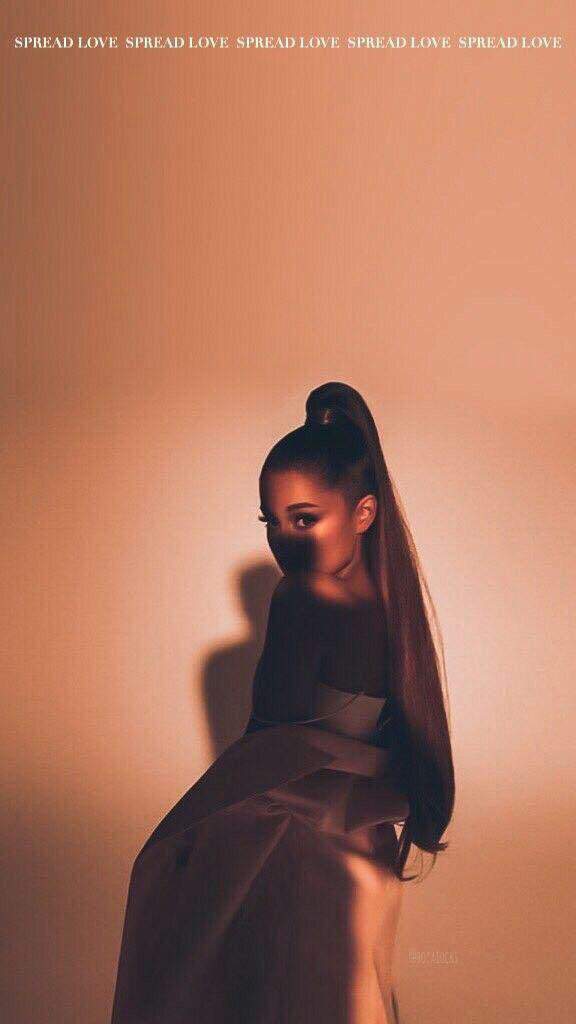 fondo de pantalla de ariana grande,cabello,peinado,belleza,hombro,moda