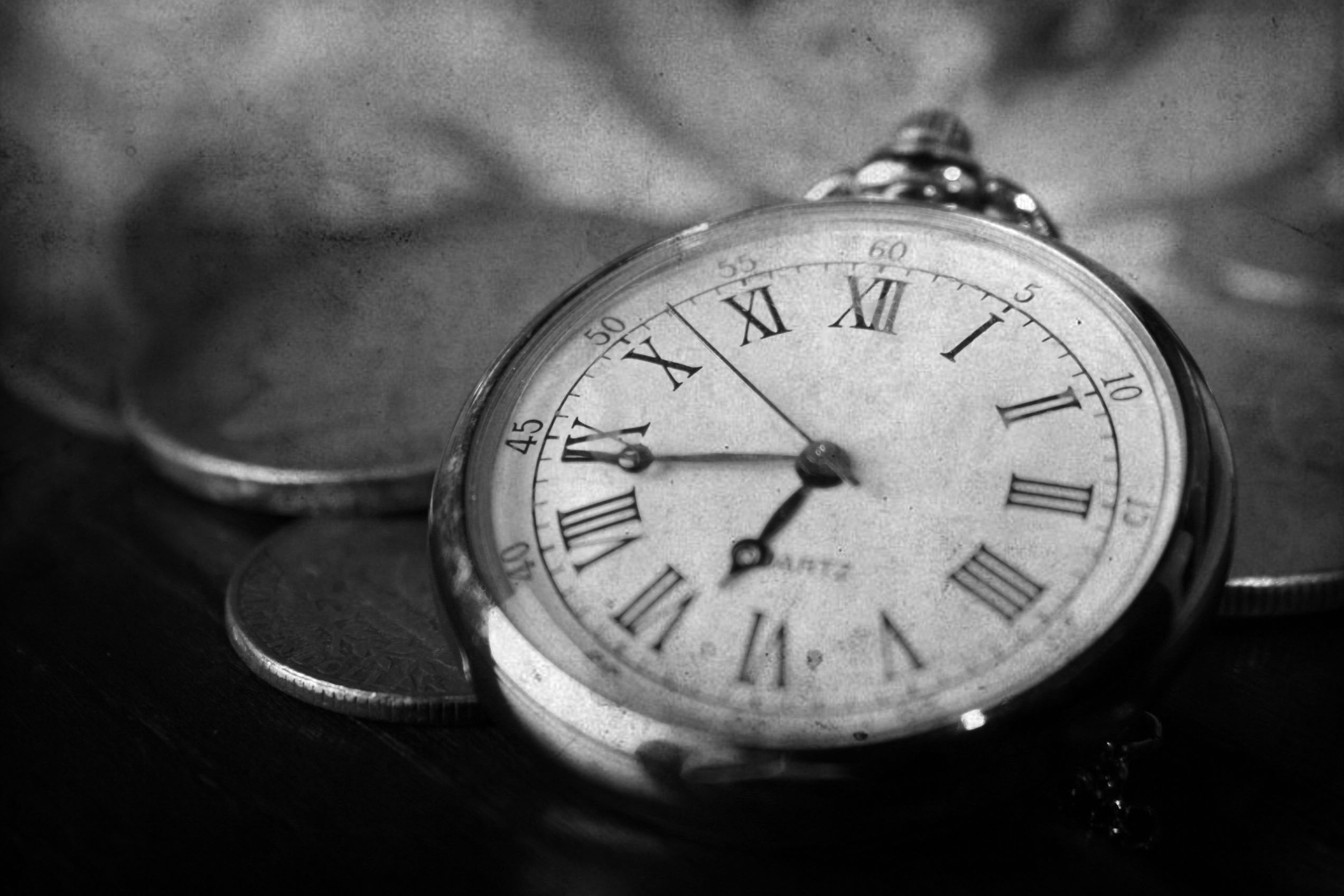 ver fondo de pantalla,reloj,fotografía de naturaleza muerta,reloj de bolsillo,fotografía,en blanco y negro