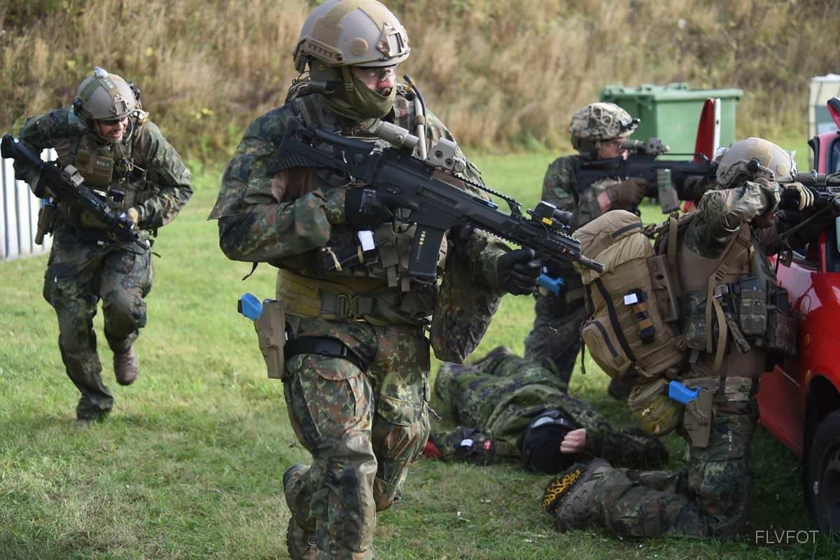 ksk tapete,soldat,heer,militär ,infanterie,persönliche schutzausrüstung