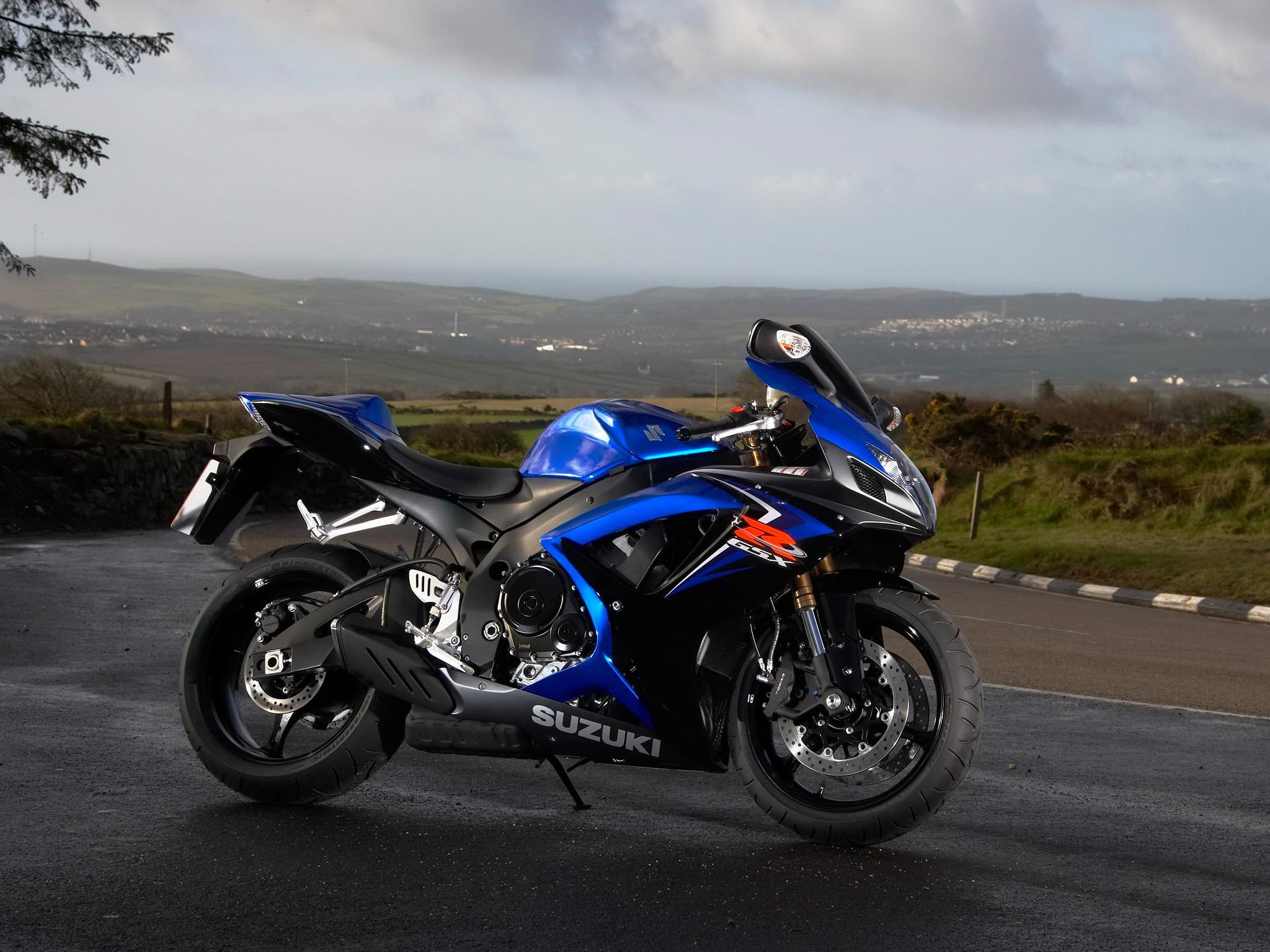 suzuki gixxer wallpaper,landfahrzeug,fahrzeug,motorrad,auto,kraftfahrzeug