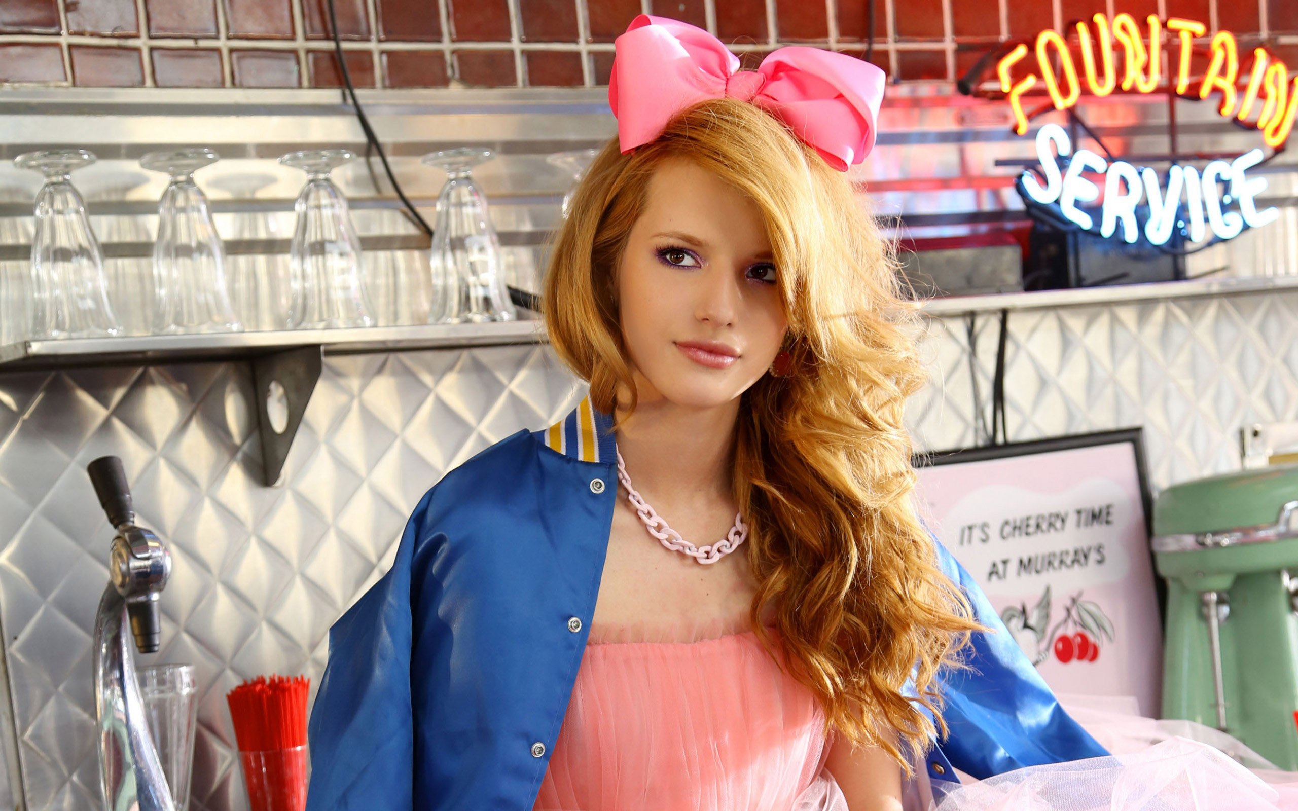 bella thorne wallpaper,hair,blond,hairstyle,beauty,hair coloring