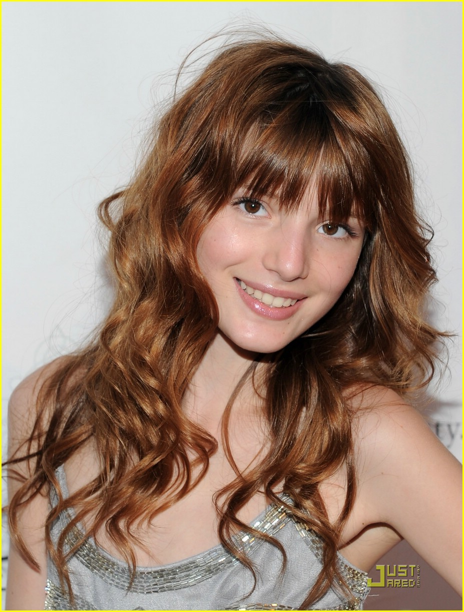 bella thorne wallpaper,hair,face,hairstyle,brown hair,bangs