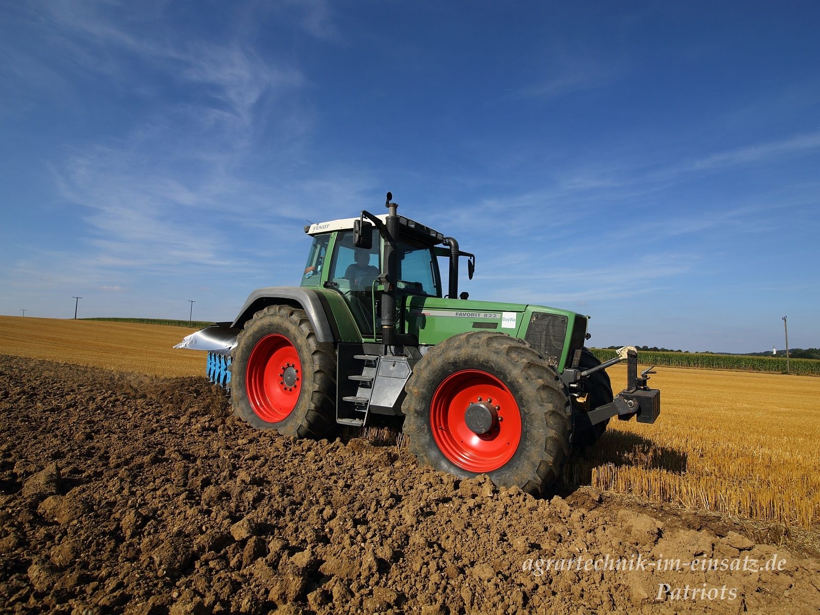 fendt wallpaper,land vehicle,tractor,agricultural machinery,vehicle,field