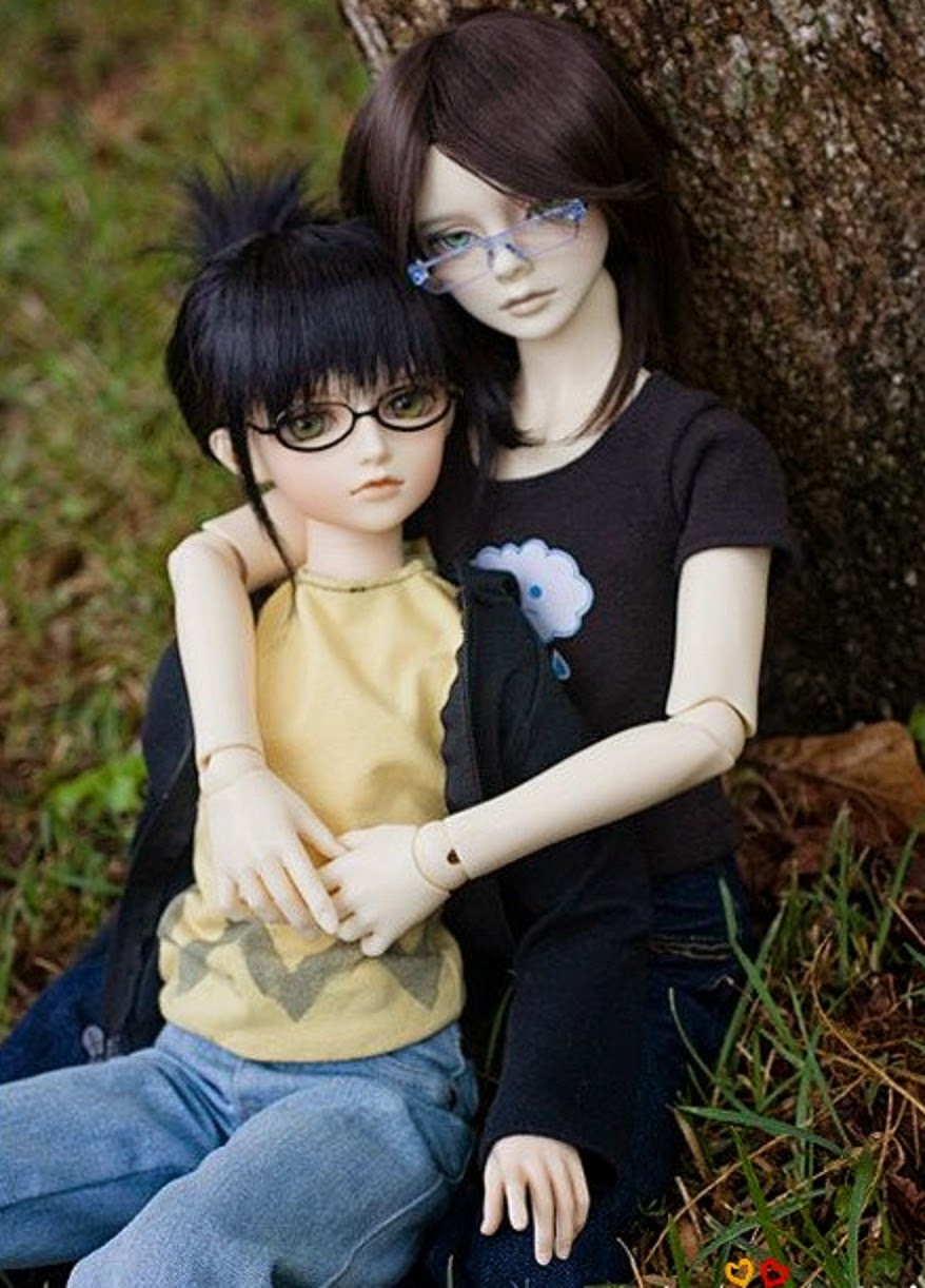 doll couple wallpaper,friendship,grass,glasses,doll,photography