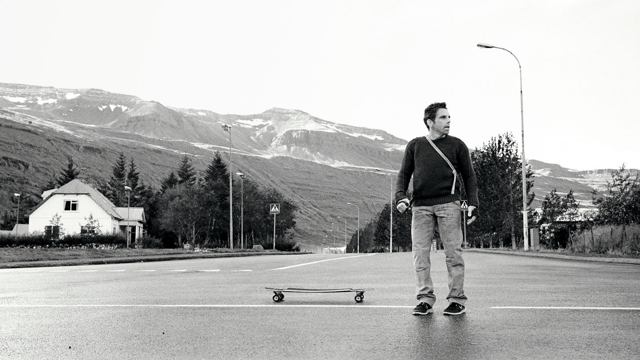 walter mitty fondo de pantalla,blanco,fotografía,en pie,en blanco y negro,fotografía