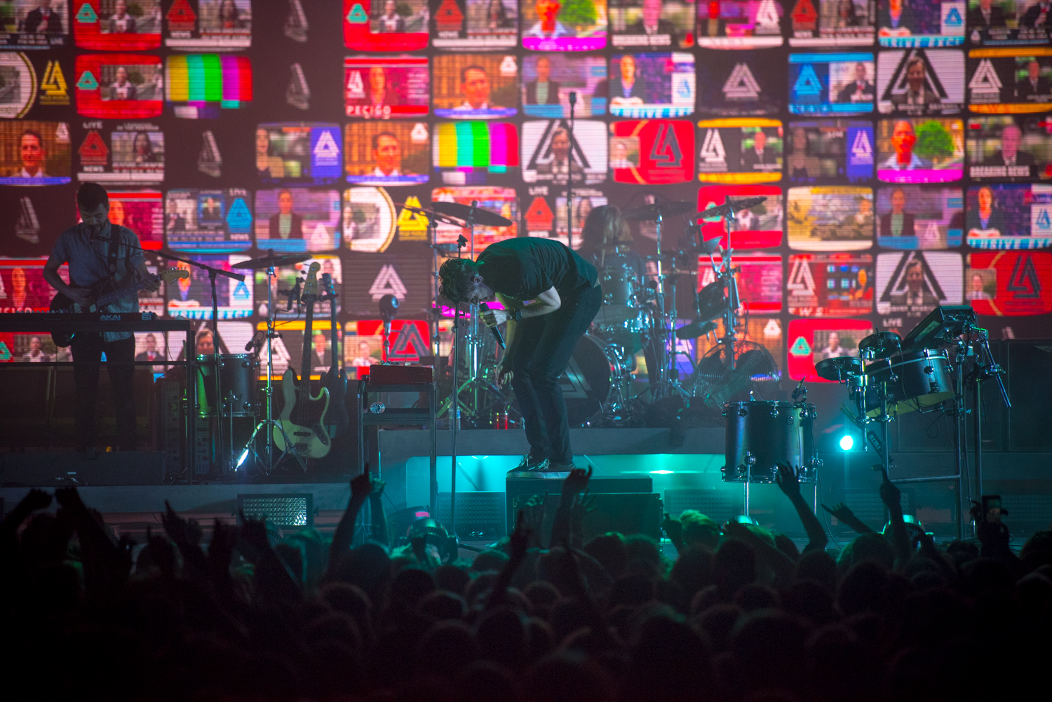 bastille wallpaper,performance,entertainment,stage,performing arts,concert