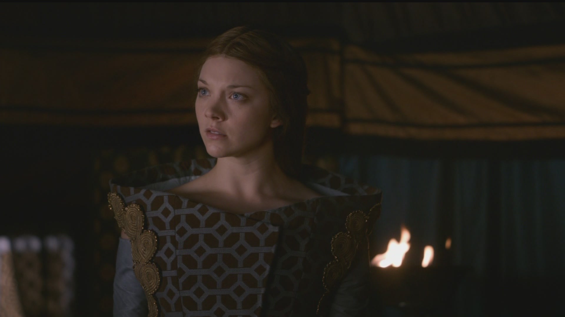 fondo de pantalla de margaery tyrell,belleza,humano,oscuridad,fotografía con flash,vestir