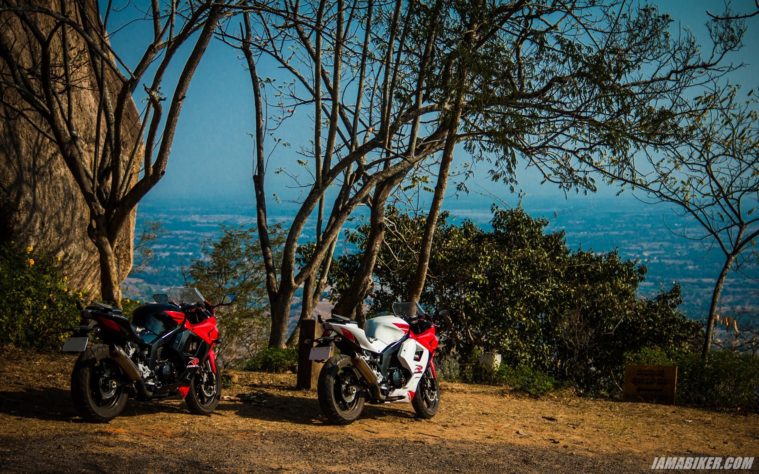 hyosung gt250r壁紙hd,車両,オートバイ,木,空,モーターサイクリング