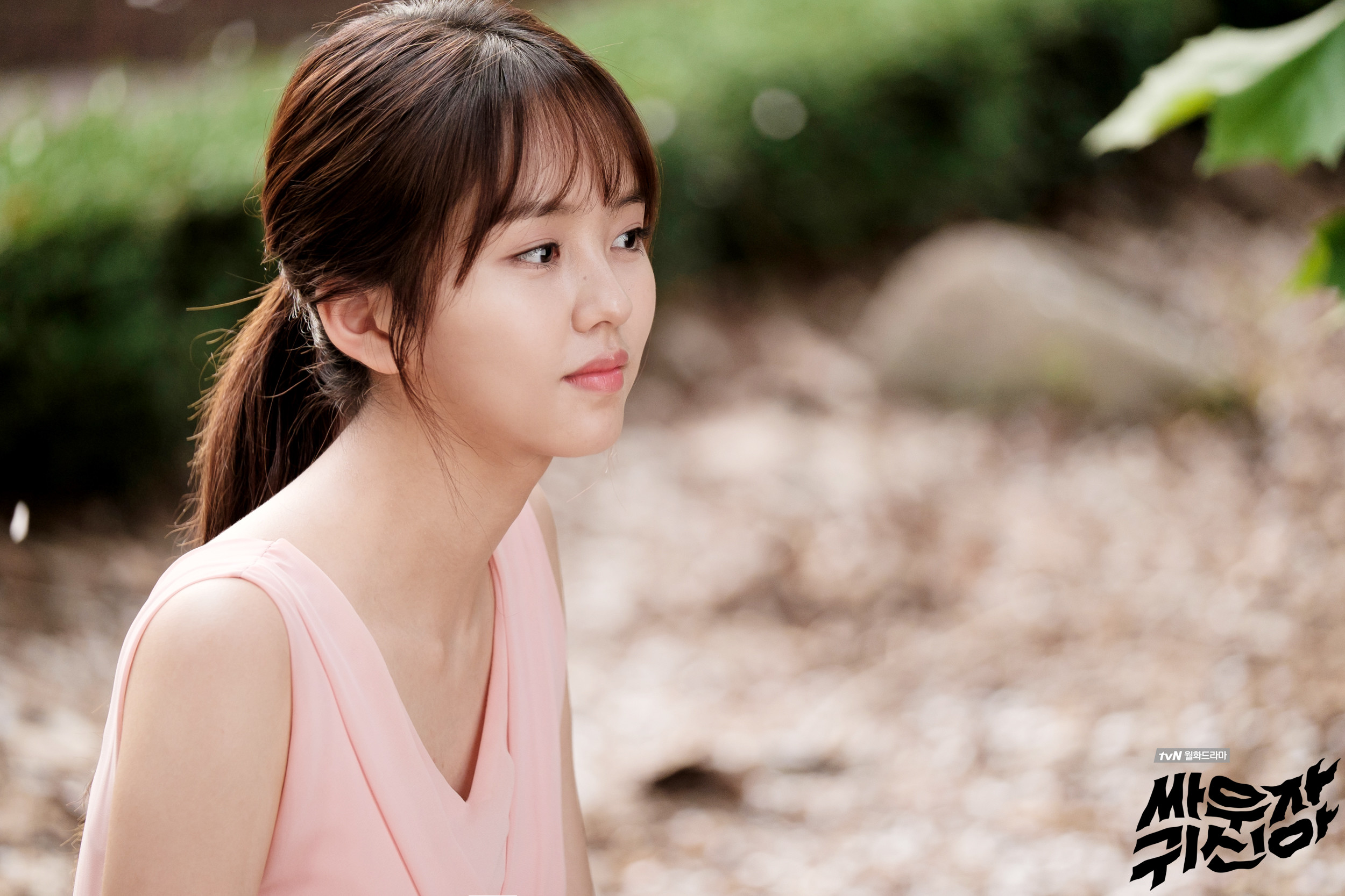 kim so hyun fond d'écran hd,cheveux,beauté,coiffure,lèvre,front