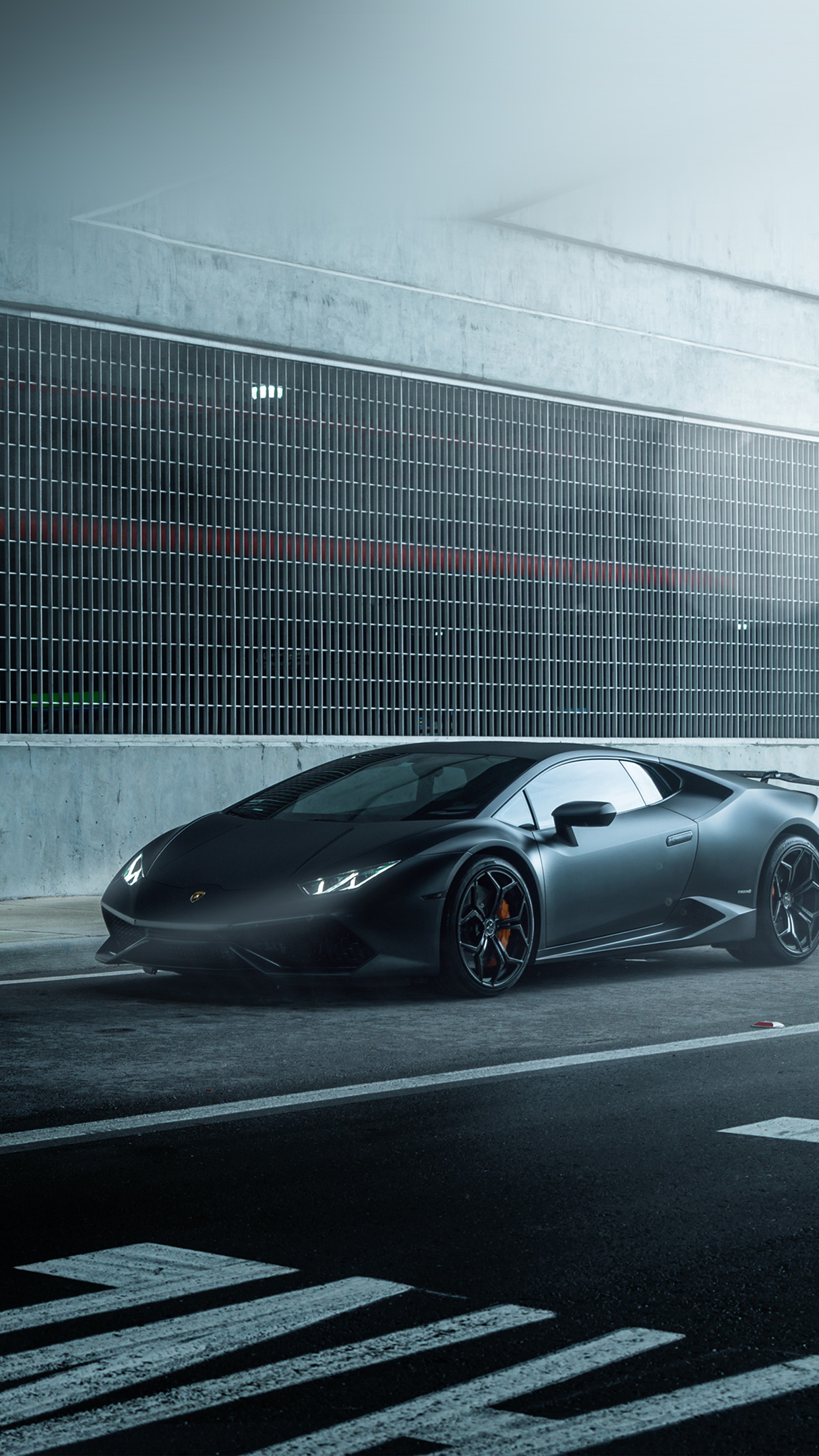 lamborghini huracan wallpaper iphone,land vehicle,supercar,vehicle,car,automotive design