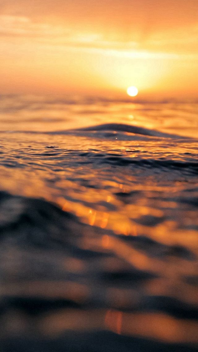 海のiphoneの壁紙 空 地平線 波 海 日の出 Wallpaperuse