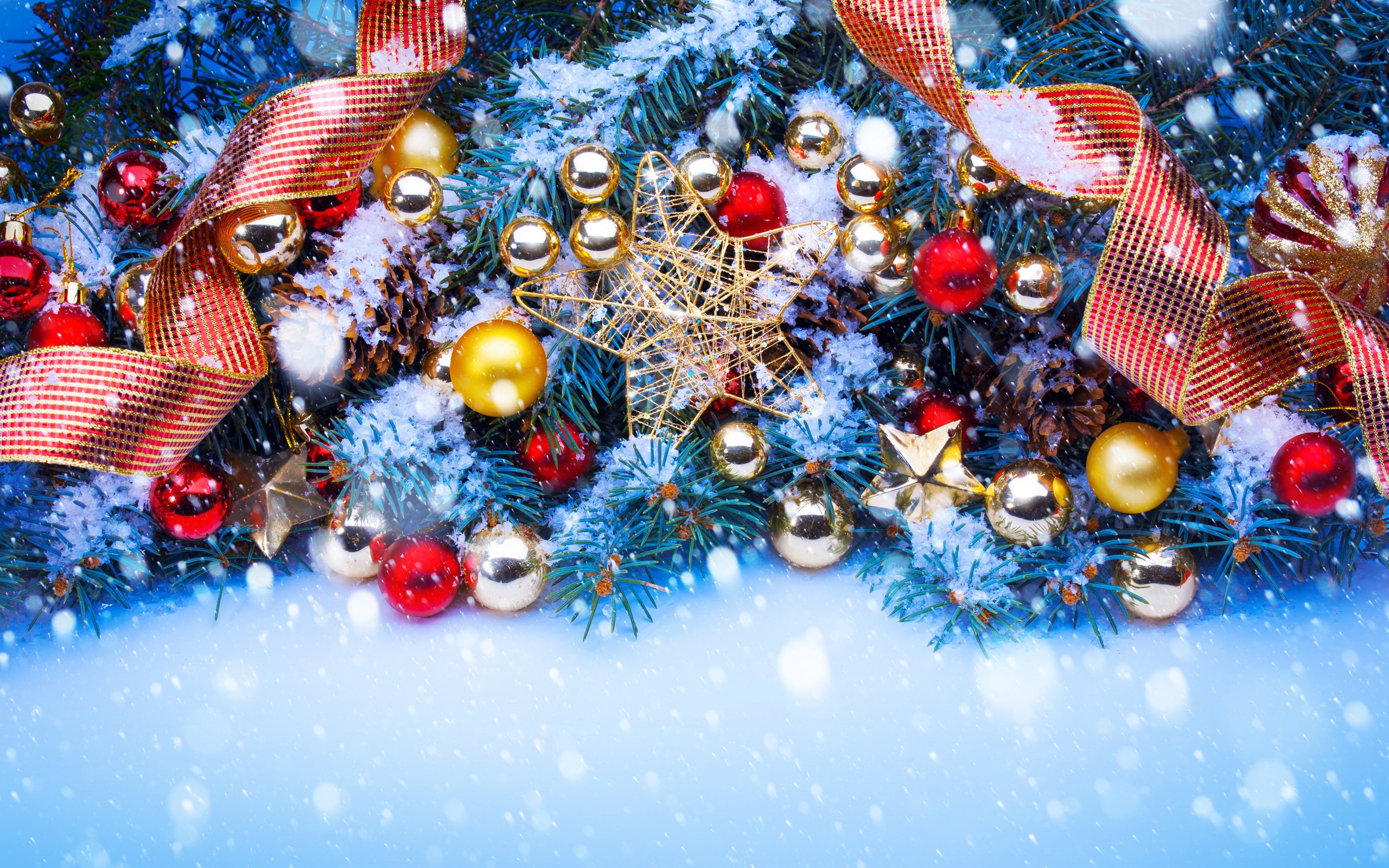 papel tapiz de adorno de navidad,decoración navideña,decoración navideña,árbol de navidad,navidad,árbol