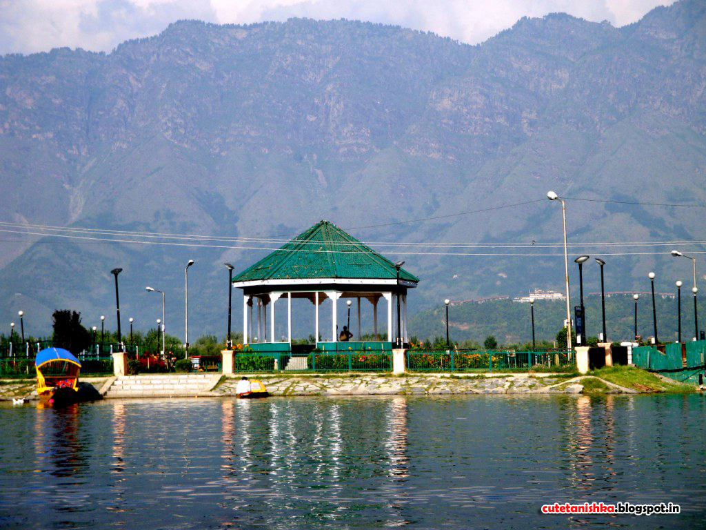 srinagar wallpaper,water,lake,water resources,reservoir,sky