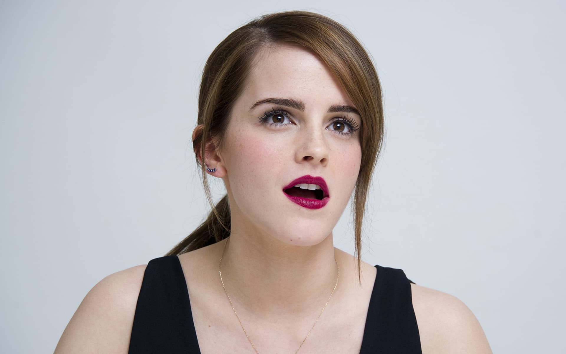 emma watson beautiful wallpaper,face,lip,hair,skin,facial expression