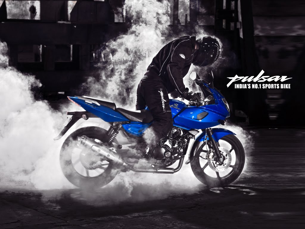 pulsar 220 bike wallpaper,land vehicle,motorcycle,vehicle,stunt performer,motorcycling