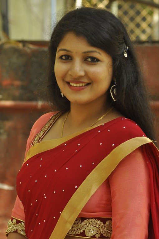 actrice tamil hd fonds d'écran téléchargement gratuit,sari,abdomen,tronc