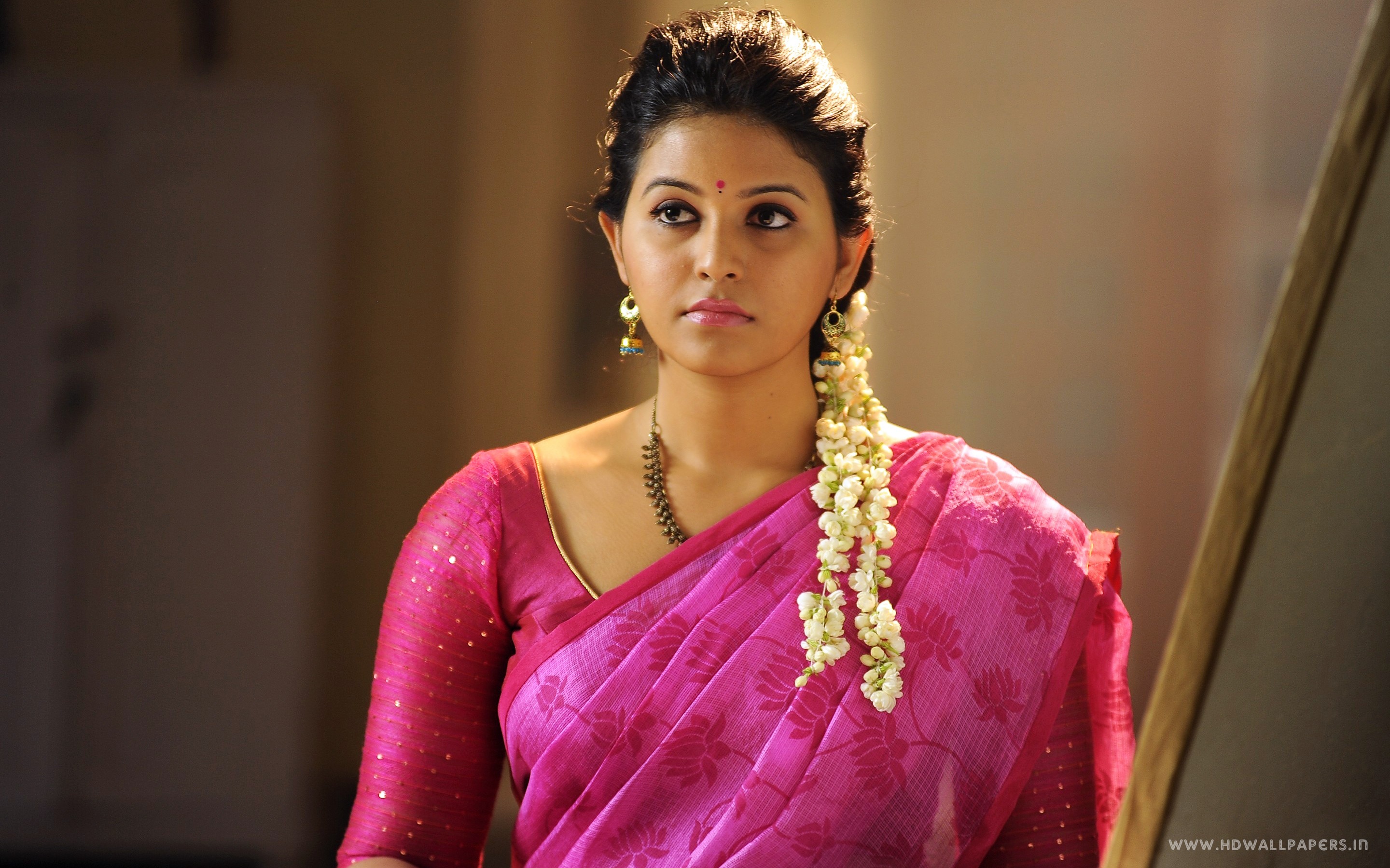 tamil actress hd wallpapers free download,pink,sari,beauty,hairstyle,yellow