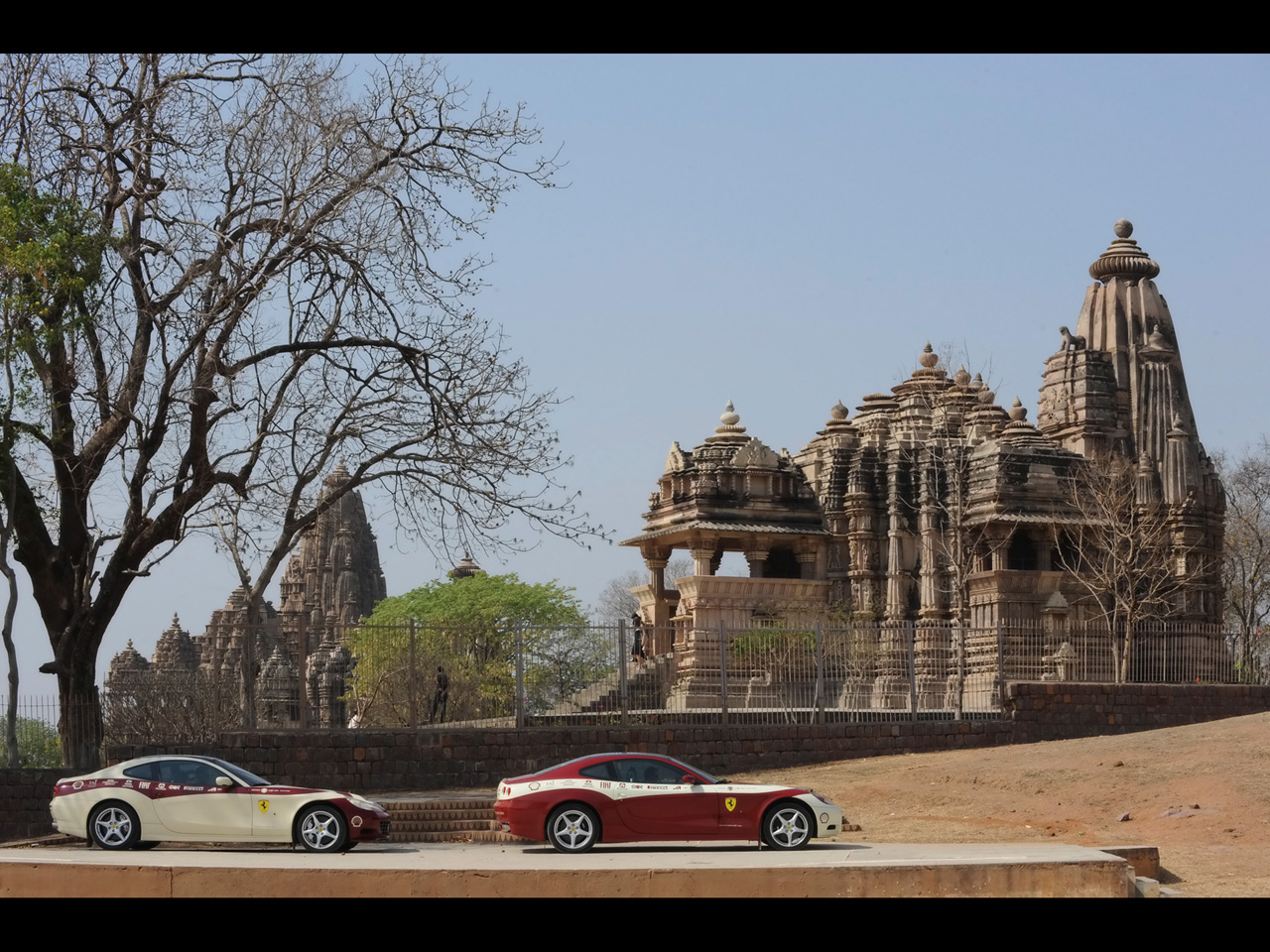 lucknow壁紙,車両,車,建築,観光,建物