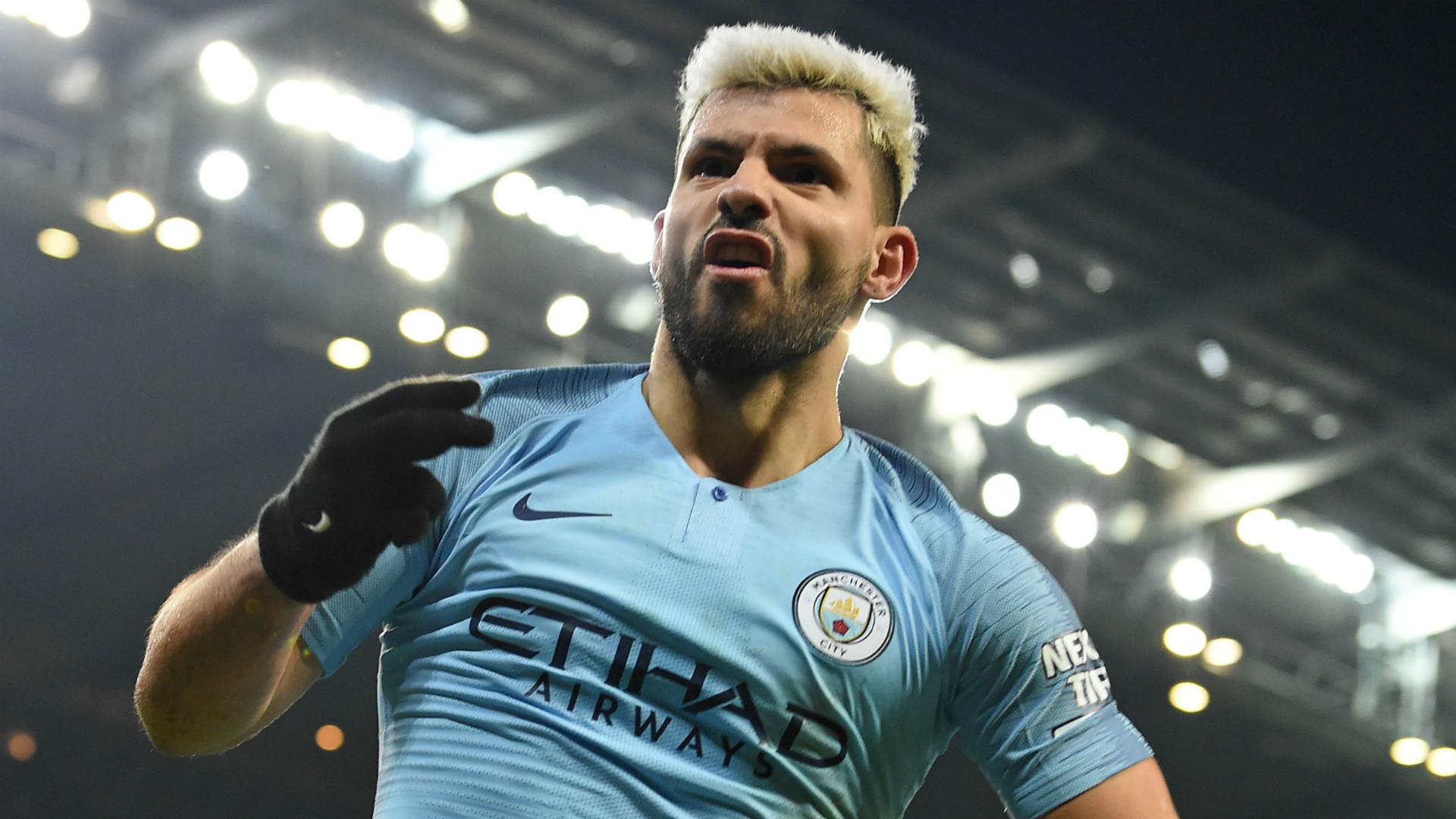 fond d'écran aguero,barbe,joueur de football,la photographie,joueur,t shirt