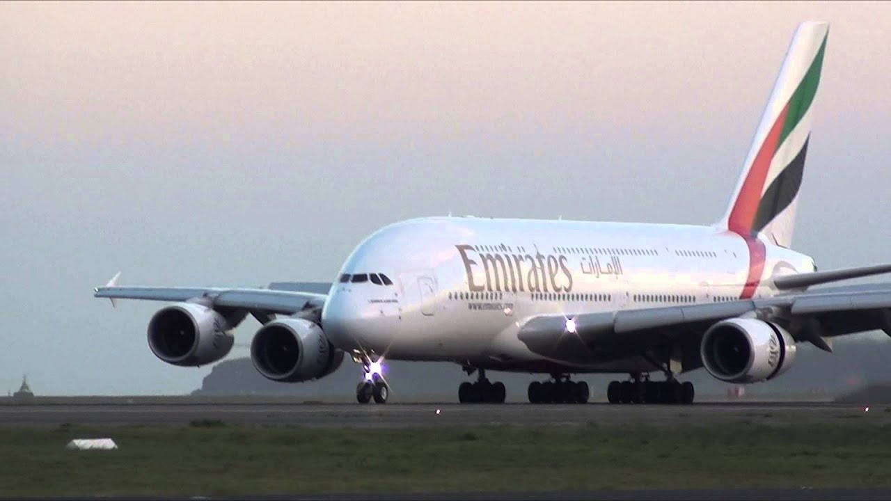 fond d'écran emirates hd,compagnie aérienne,avion de ligne,avion,avion gros porteur,aviation