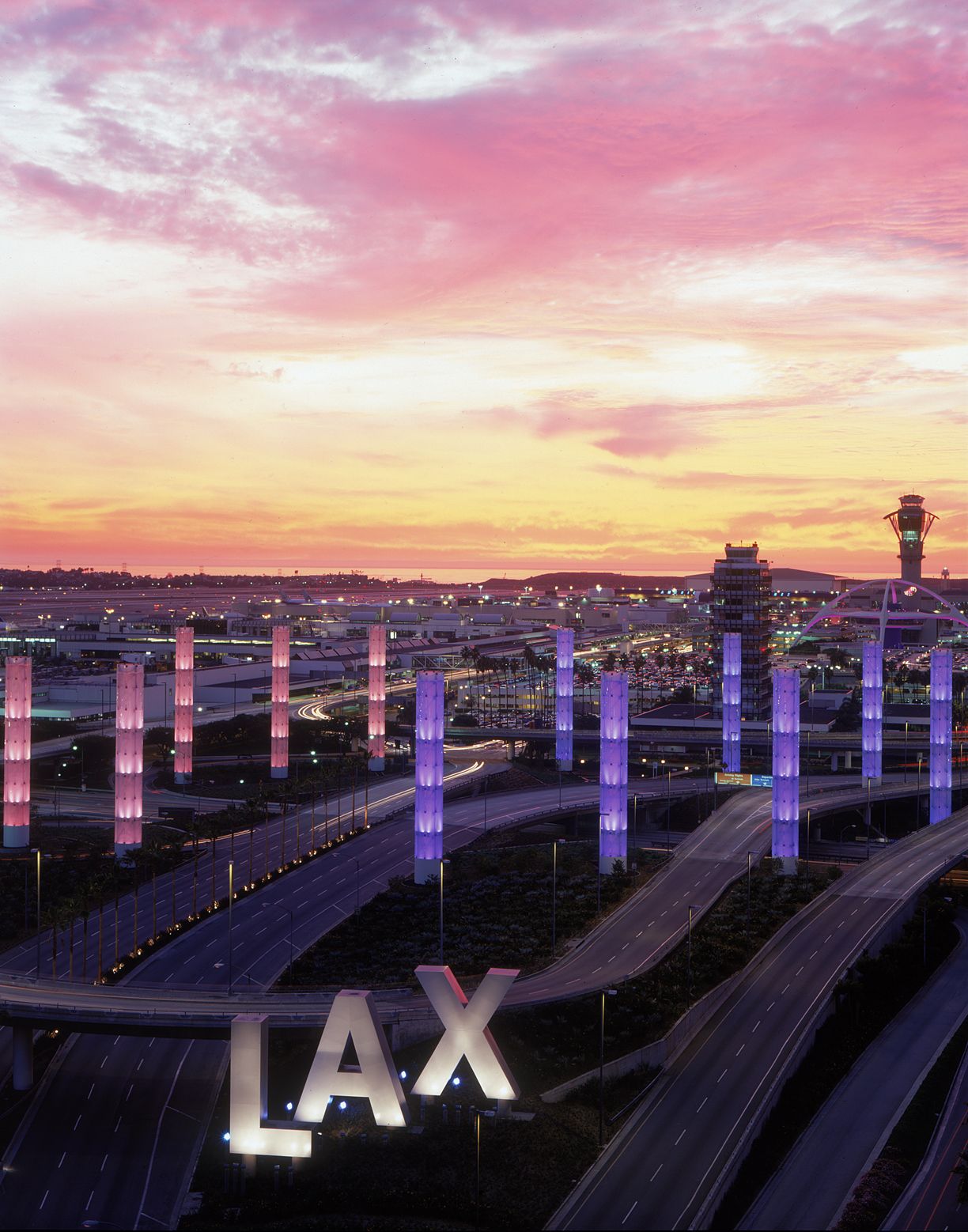 lax wallpaper,sky,metropolitan area,cityscape,city,dusk