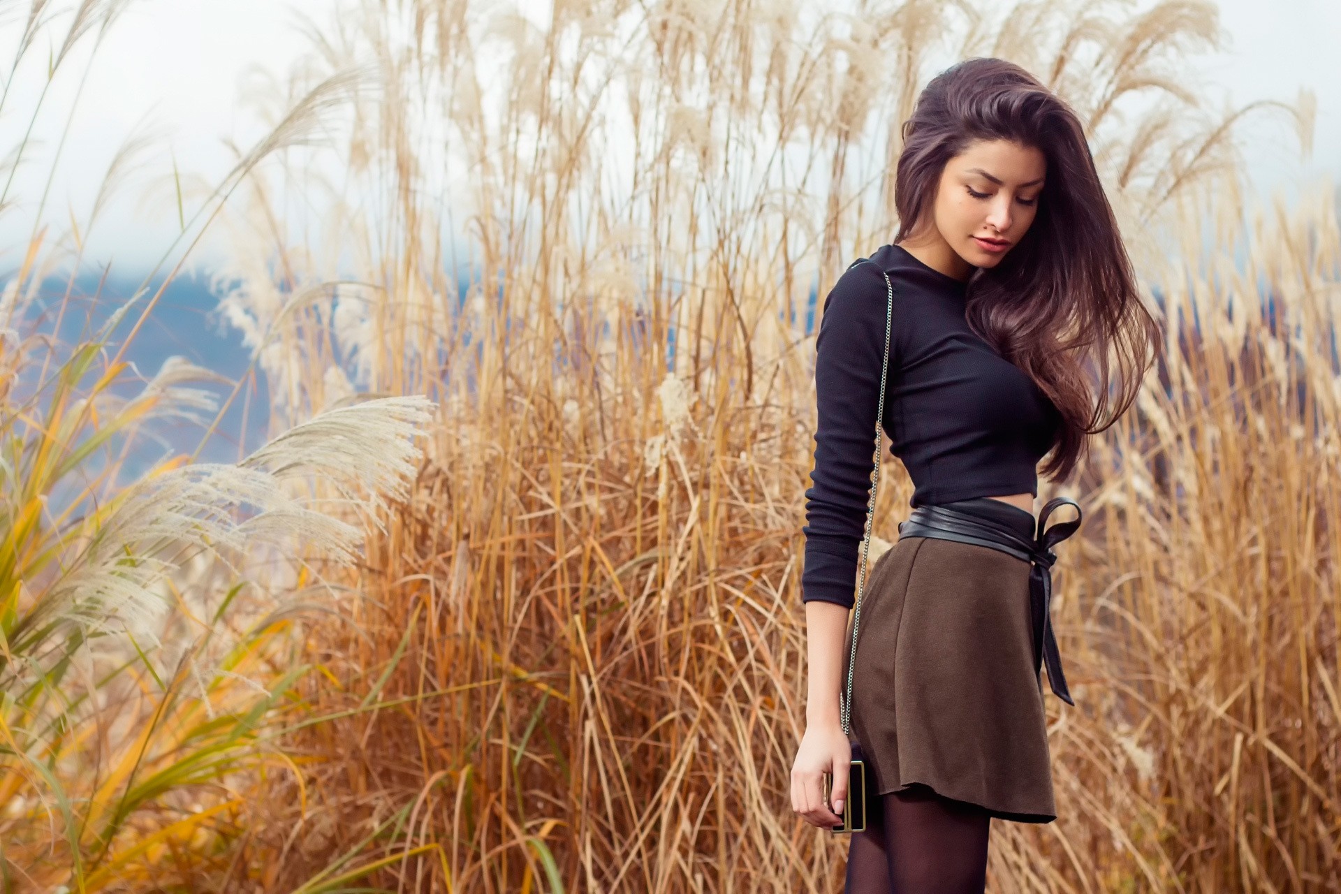 skirt wallpaper,people in nature,beauty,fashion,brown,photo shoot