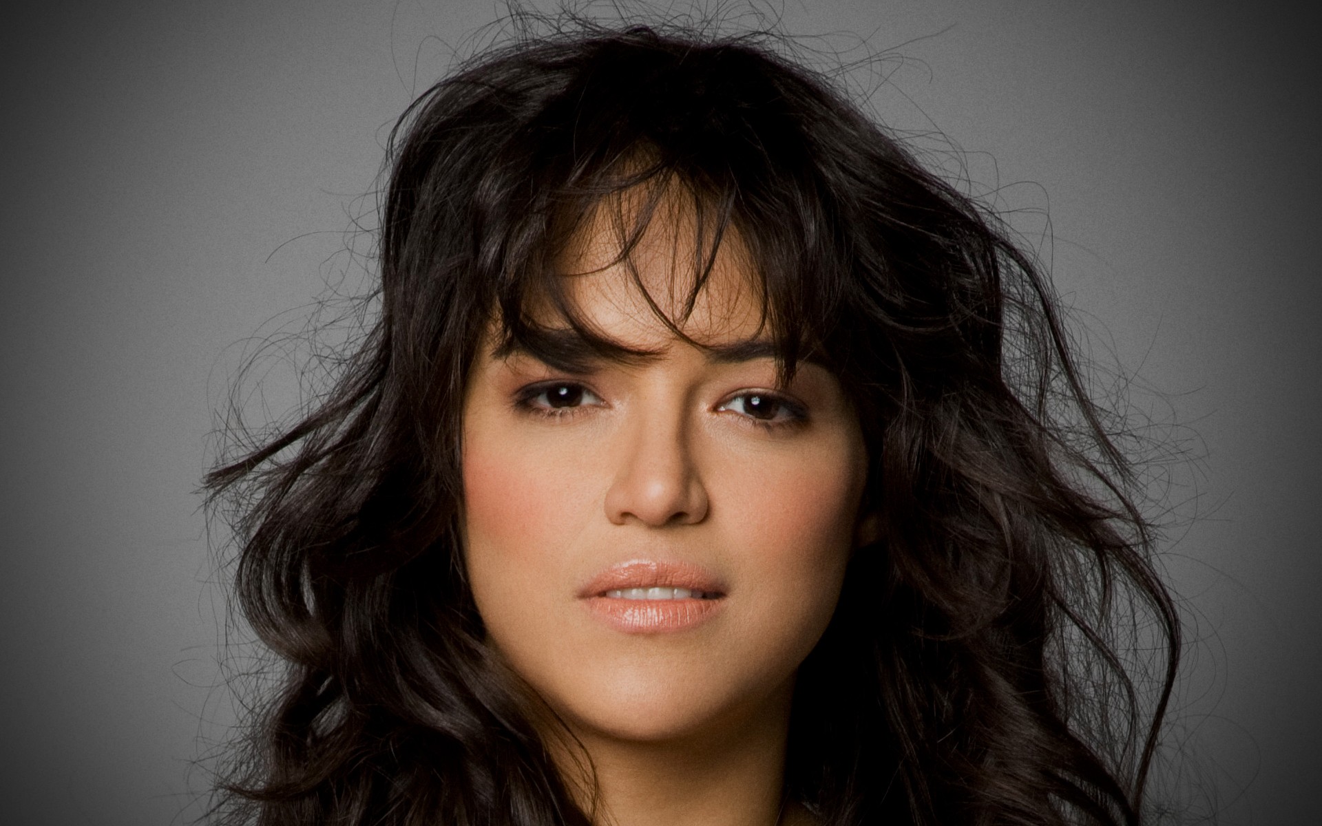 michelle rodriguez hd wallpaper,face,hair,hairstyle,eyebrow,chin