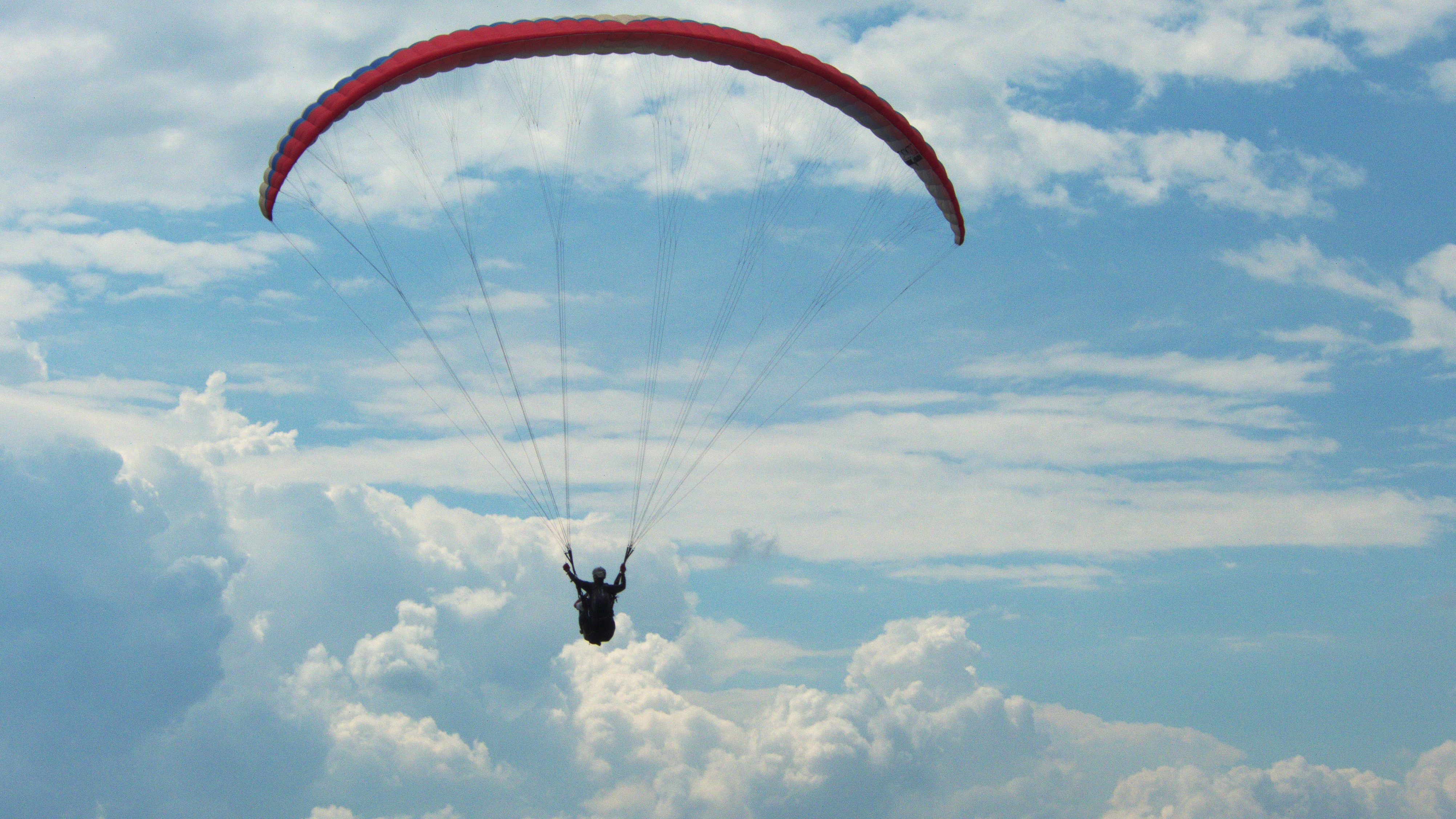 fond d'écran parachute,parapente,parachute,le parachutisme,ciel,nuage