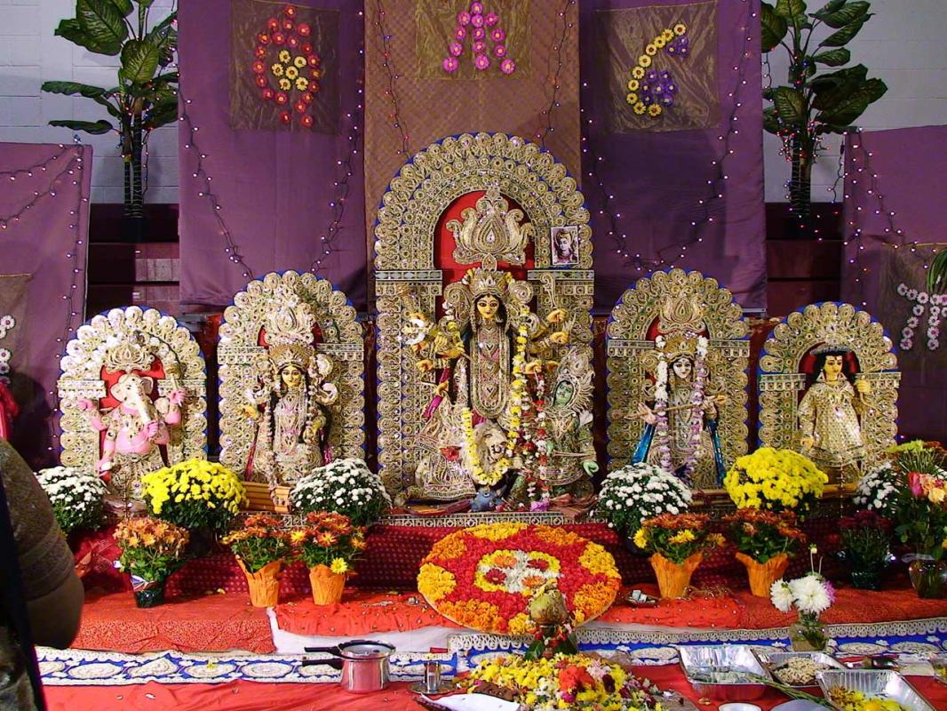 fonds d'écran dera sacha sauda,temple hindou,temple,lieu de culte,tombeau,fleuristerie