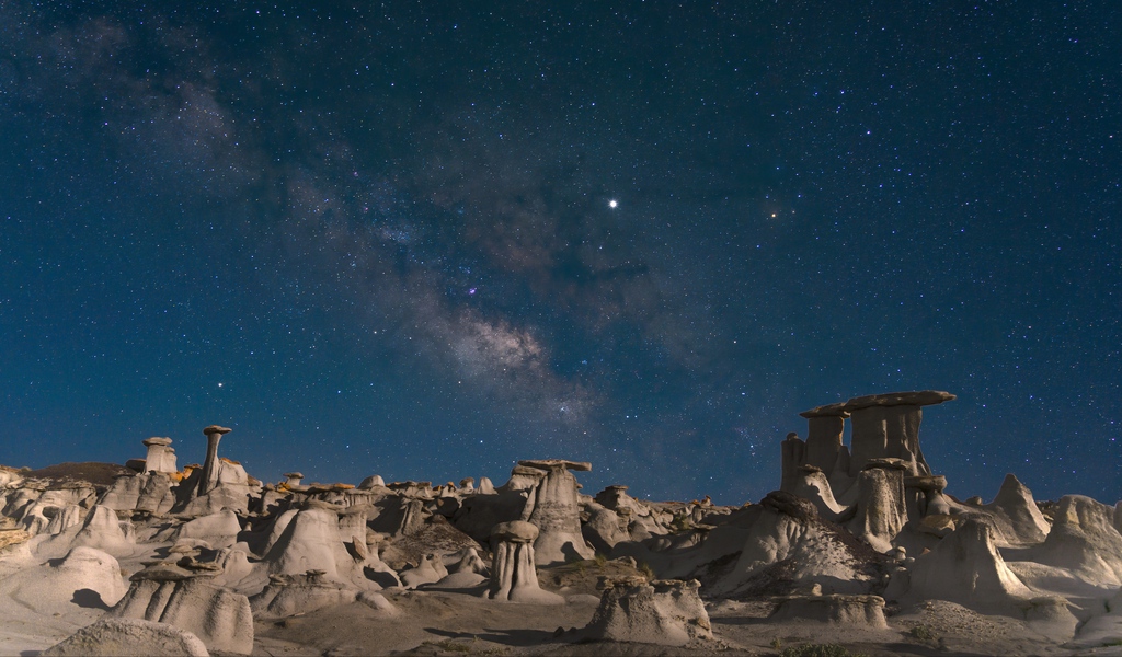 1024x600 hd wallpaper,sky,badlands,night,star,landscape